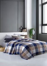 Cuvertură Linda, Diverse culori, 200x220 cm - Albastru - Alb - Maro | SKU: 315CFB2255 | Cuvertură Linda, 200x220 cm, varianta Albastru - Alb - Maro, produs pentru amenajarea locuinței, disponibil online în România la CasaMob