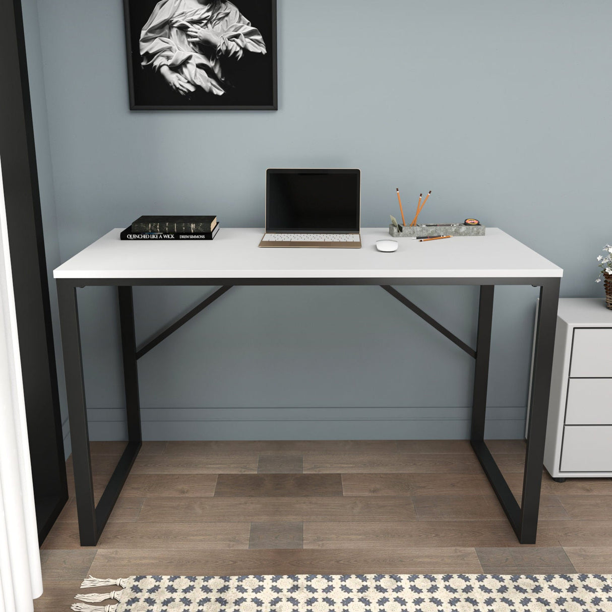 Birou Layton, Diverse culori, 120x60x74 cm - Negru - Alb | SKU: 322RTC1469 | Birou Layton, 120x60x74 cm, varianta Negru - Alb, produs pentru amenajarea locuinței, disponibil online în România la CasaMob