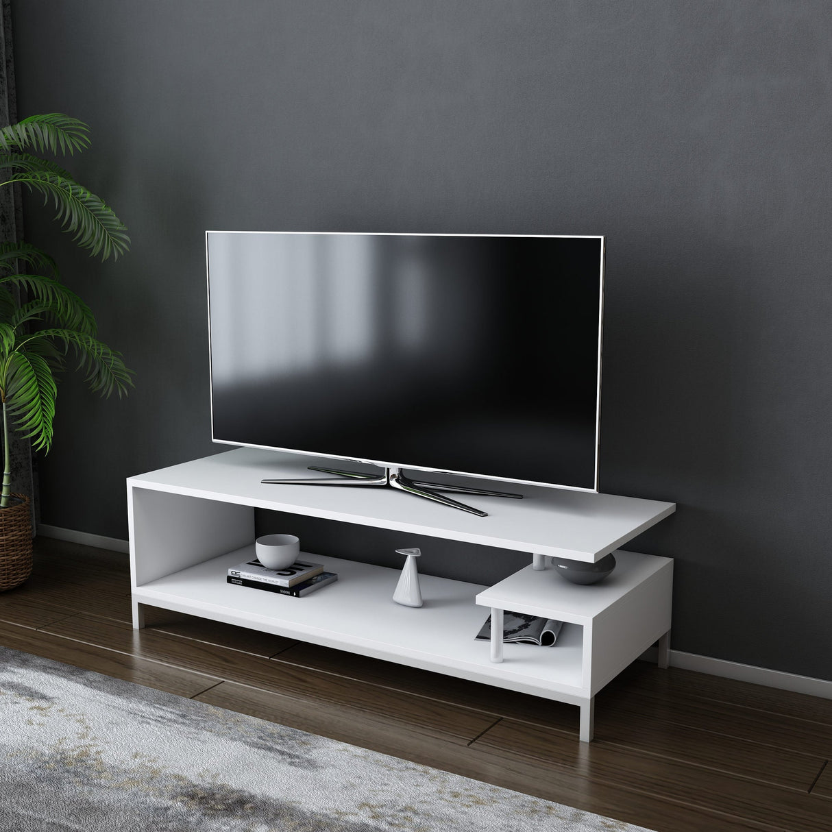 Comodă TV Reilly, Diverse culori, 120x45x38 cm - Alb | SKU: 322RTC2230 | Comodă TV Reilly, 120x45x38 cm, varianta Alb, produs pentru amenajarea locuinței, disponibil online în România la CasaMob