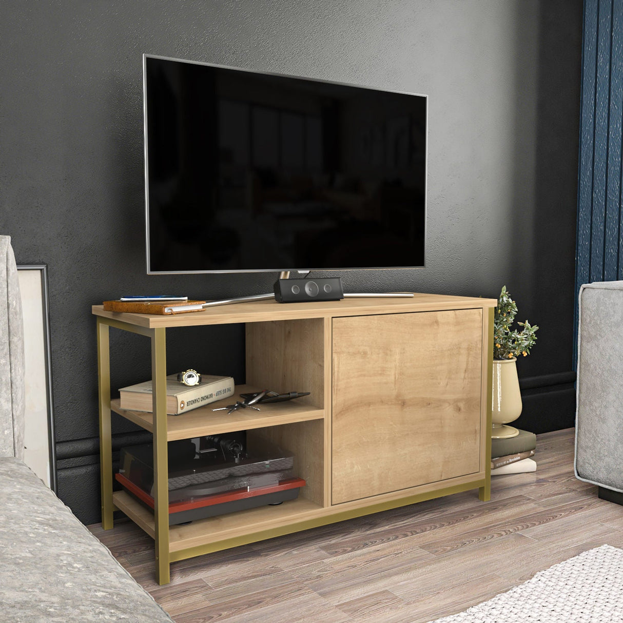 Comodă TV Muskegon, Diverse culori, 90x35x51 cm - Auriu - Stejar | SKU: 322RTC2308 | Comodă TV Muskegon, 90x35x51 cm, varianta Auriu - Stejar, produs pentru amenajarea locuinței, disponibil online în România la CasaMob