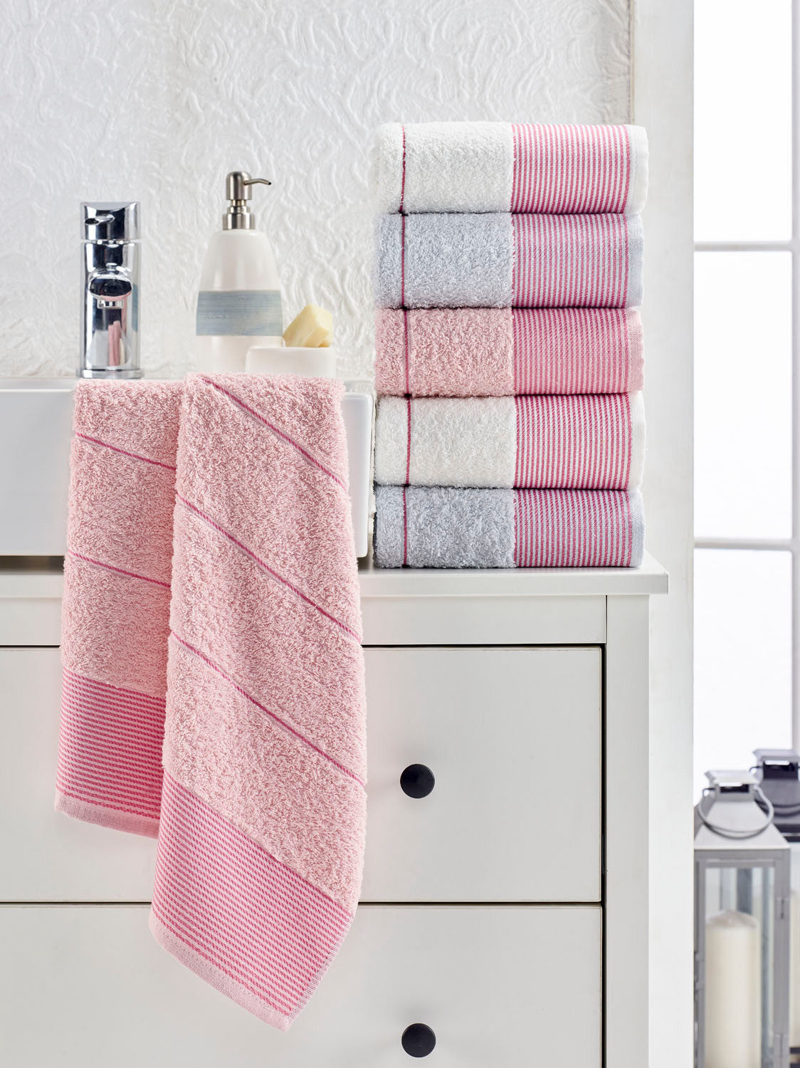 Set prosoape de baie 6 bucăți Fitilli, Diverse culori, 50x85 cm - Roz - Gri - Alb | SKU: 336EPJ1112 | Set prosoape de baie 6 bucăți Fitilli, 50x85 cm, varianta Roz - Gri - Alb, produs pentru amenajarea locuinței, disponibil online în România la CasaMob
