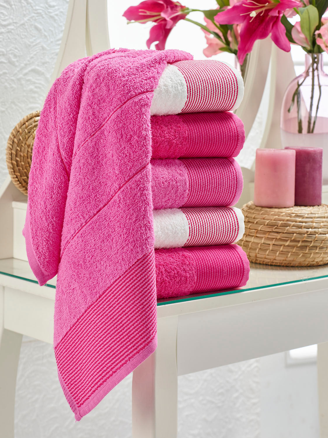 Set prosoape de baie 6 bucăți Fitilli, Diverse culori, 50x85 cm - Alb - Roz | SKU: 336EPJ1115 | Set prosoape de baie 6 bucăți Fitilli, 50x85 cm, varianta Alb - Roz, produs pentru amenajarea locuinței, disponibil online în România la CasaMob