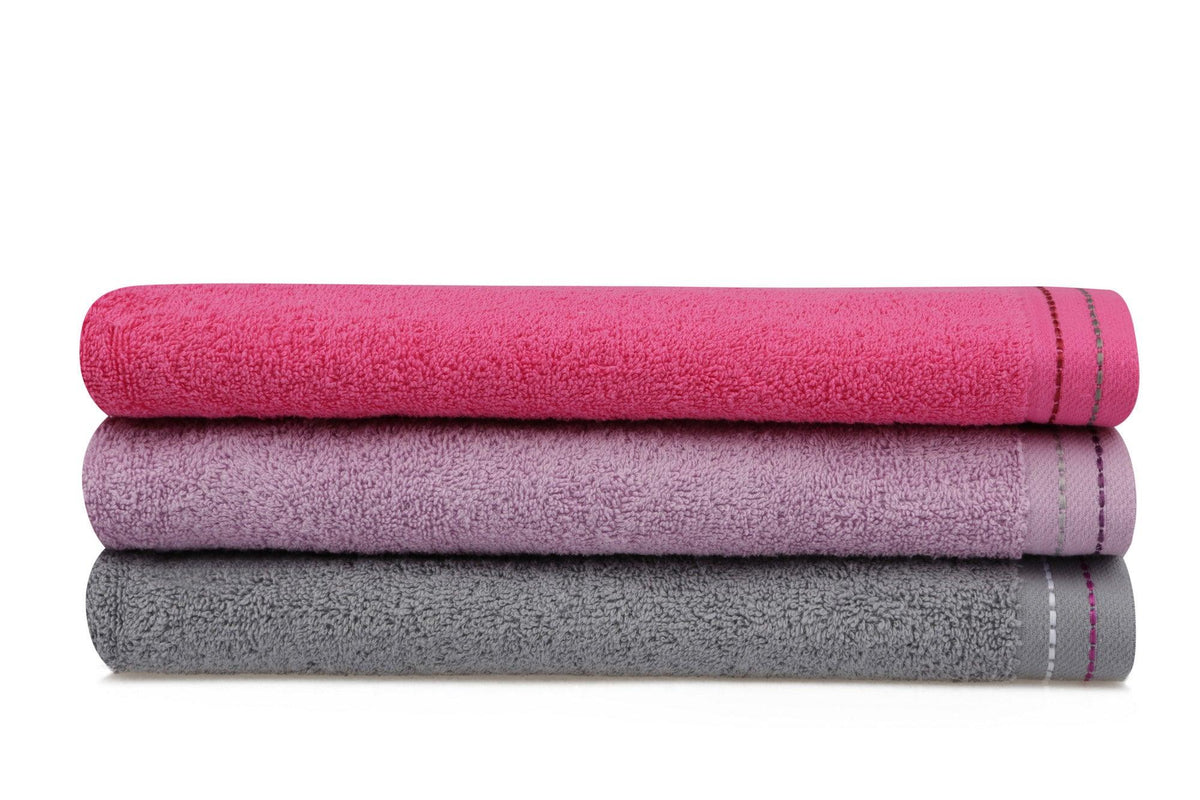 Fucsia - Lila - Gri - 70x140 cm - 3 bucăți | SKU: 355BHP2452 | Set prosoape de baie 401, varianta Fucsia - Lila - Gri - 70x140 cm - 3 bucăți, produs pentru amenajarea locuinței, disponibil online în România la CasaMob