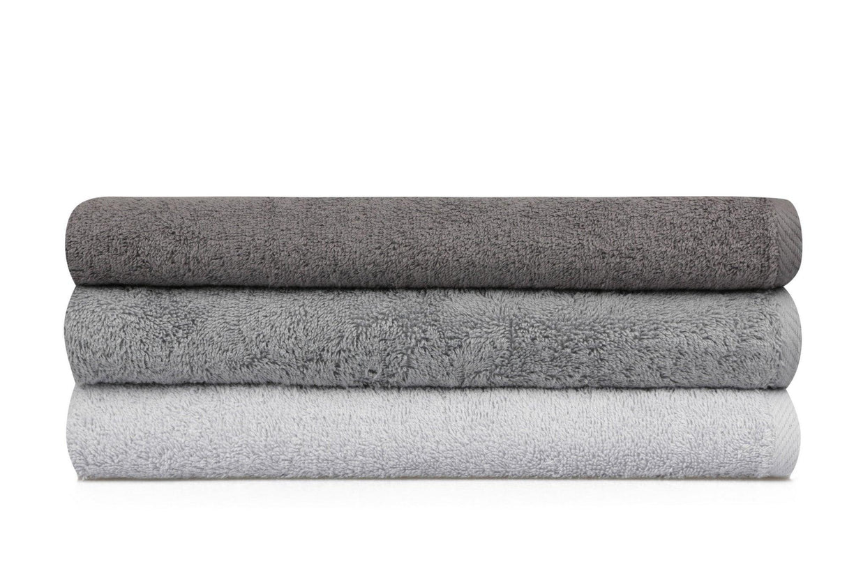 Set prosoape de baie 402, Diverse culori, Diverse configurații, Diverse dimensiuni - Gri deschis - Gri - Gri închis - 70x140 cm - 3 bucăți | SKU: 355BHP2464 | Set prosoape de baie 402, varianta Gri deschis - Gri - Gri închis - 70x140 cm - 3 bucăți, produs pentru amenajarea locuinței, disponibil online în România la CasaMob