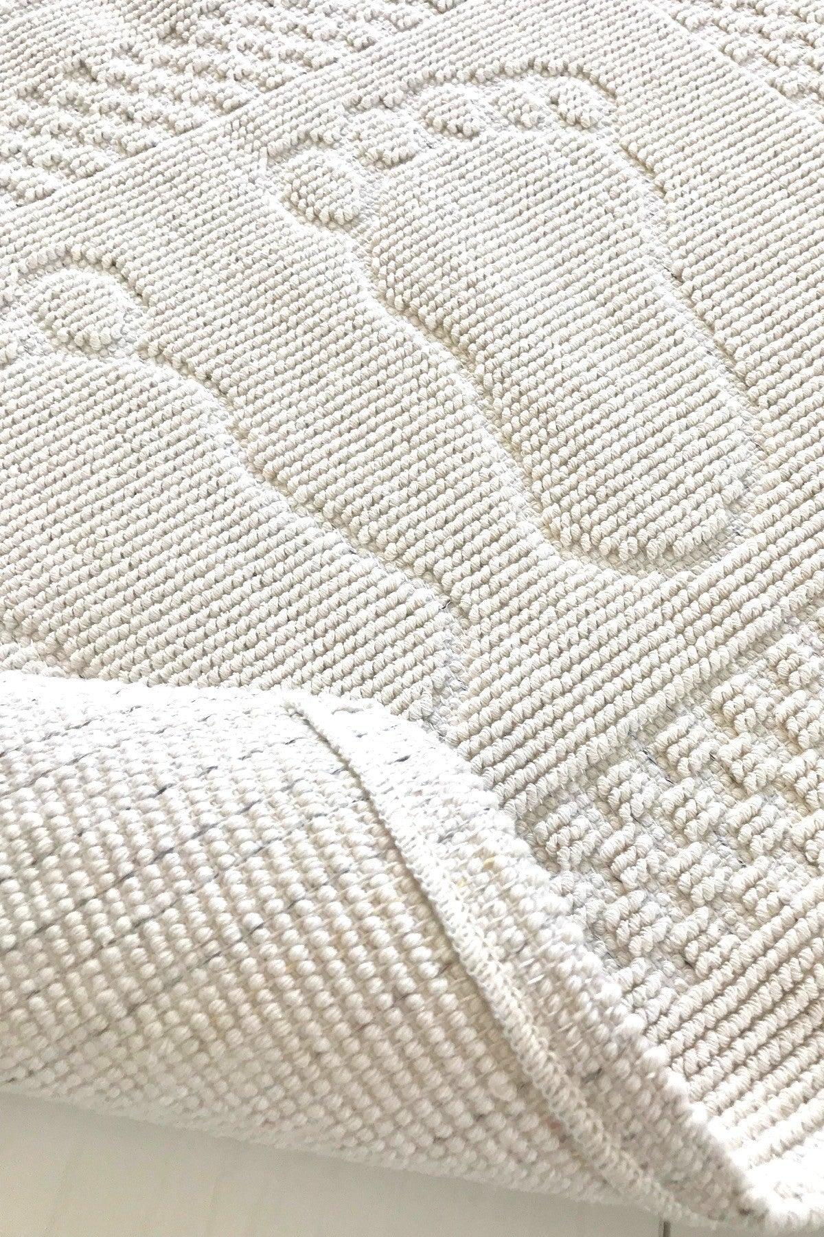 Covoraș de baie Foet, Diverse culori, 35x60x1 cm - Bone white | SKU: 359CHL1260 | Covoraș de baie Foet, 35x60x1 cm, varianta Bone white, produs pentru amenajarea locuinței, disponibil online în România la CasaMob
