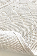Covoraș de baie Foet, Diverse culori, 35x60x1 cm - Bone white | SKU: 359CHL1260 | Covoraș de baie Foet, 35x60x1 cm, varianta Bone white, produs pentru amenajarea locuinței, disponibil online în România la CasaMob