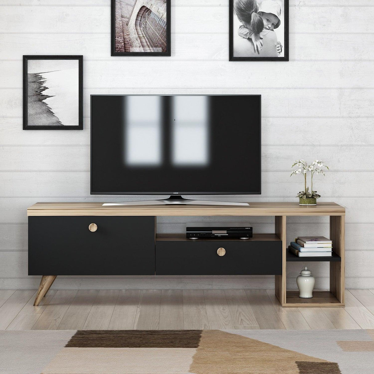 Comodă TV Parion, Diverse culori, 150x35x47 cm - Negru - Stejar | SKU: 382NRC1107 | Comodă TV Parion, 150x35x47 cm, varianta Negru - Stejar, produs pentru amenajarea locuinței, disponibil online în România la CasaMob