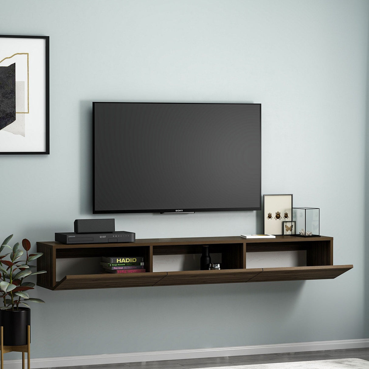 Comodă TV Terra, Diverse culori, 180x31x26 cm - Nuc | SKU: 382NRC1510 | Comodă TV Terra, 180x31x26 cm, varianta Nuc, produs pentru amenajarea locuinței, disponibil online în România la CasaMob