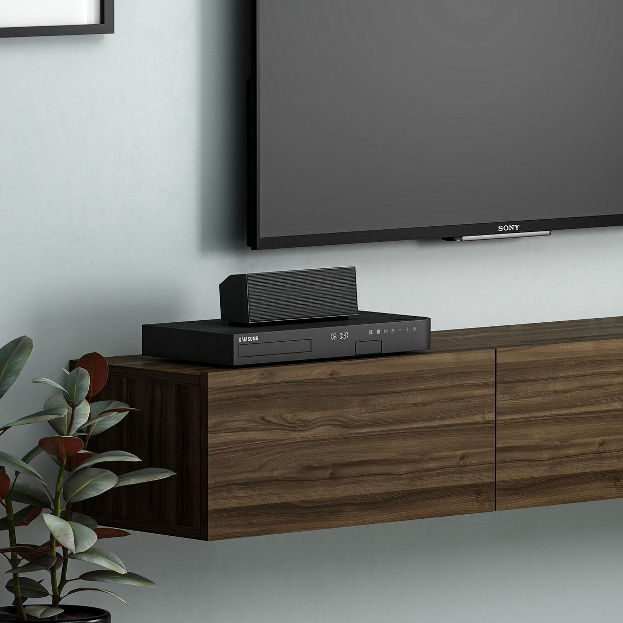 Comodă TV Terra, Diverse culori, 180x31x26 cm - Nuc | SKU: 382NRC1510 | Comodă TV Terra, 180x31x26 cm, varianta Nuc, produs pentru amenajarea locuinței, disponibil online în România la CasaMob