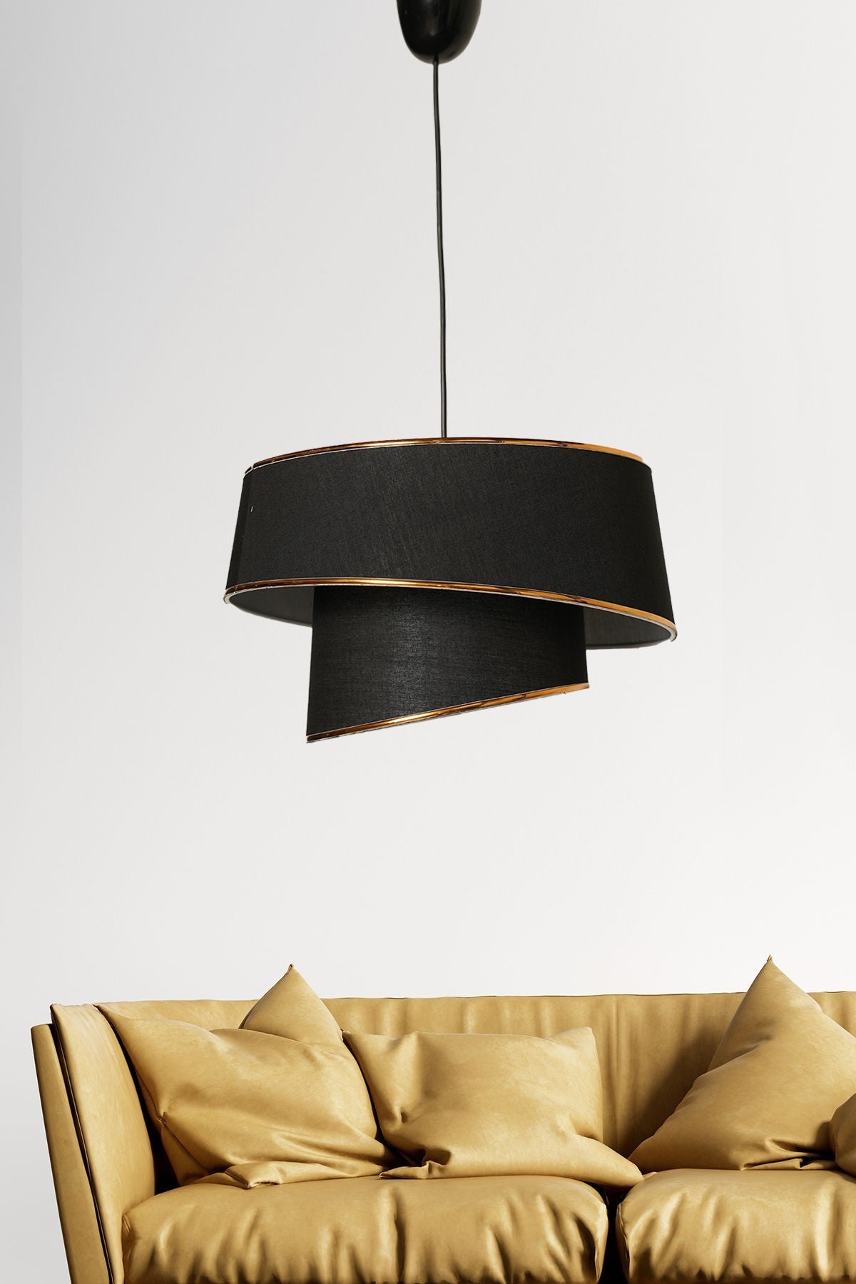 Lustră Barette, Diverse culori, 32x32 cm - Auriu - Negru | SKU: 390FLH1627 | Lustră Barette, 32x32 cm, varianta Auriu - Negru, produs pentru amenajarea locuinței, disponibil online în România la CasaMob