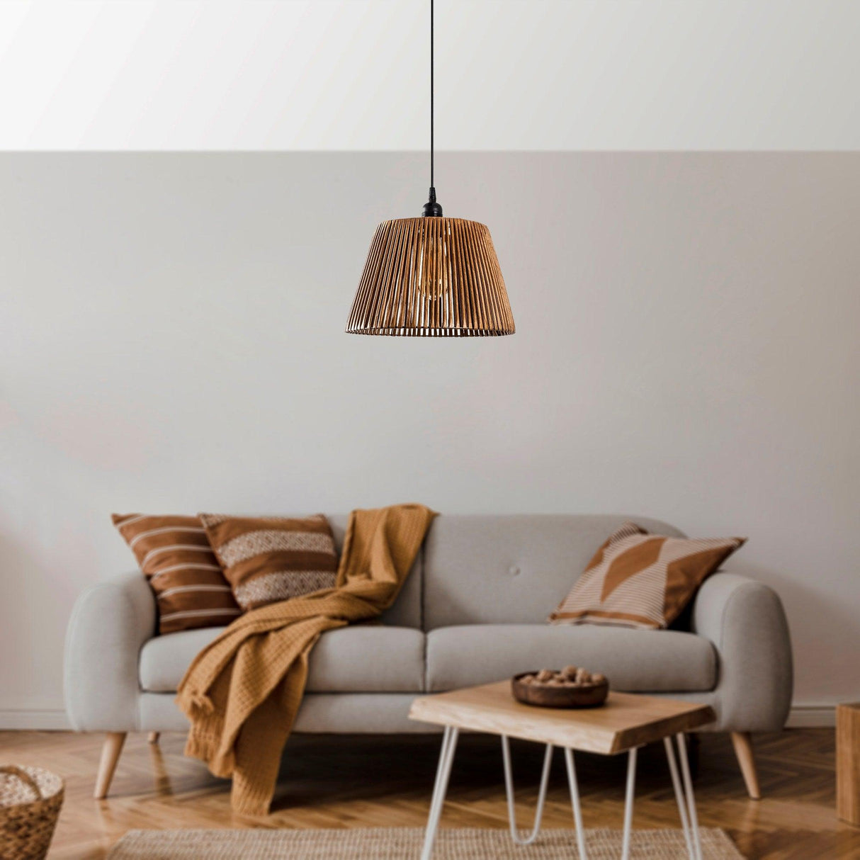 Lustra Cone Chandelier, Maro