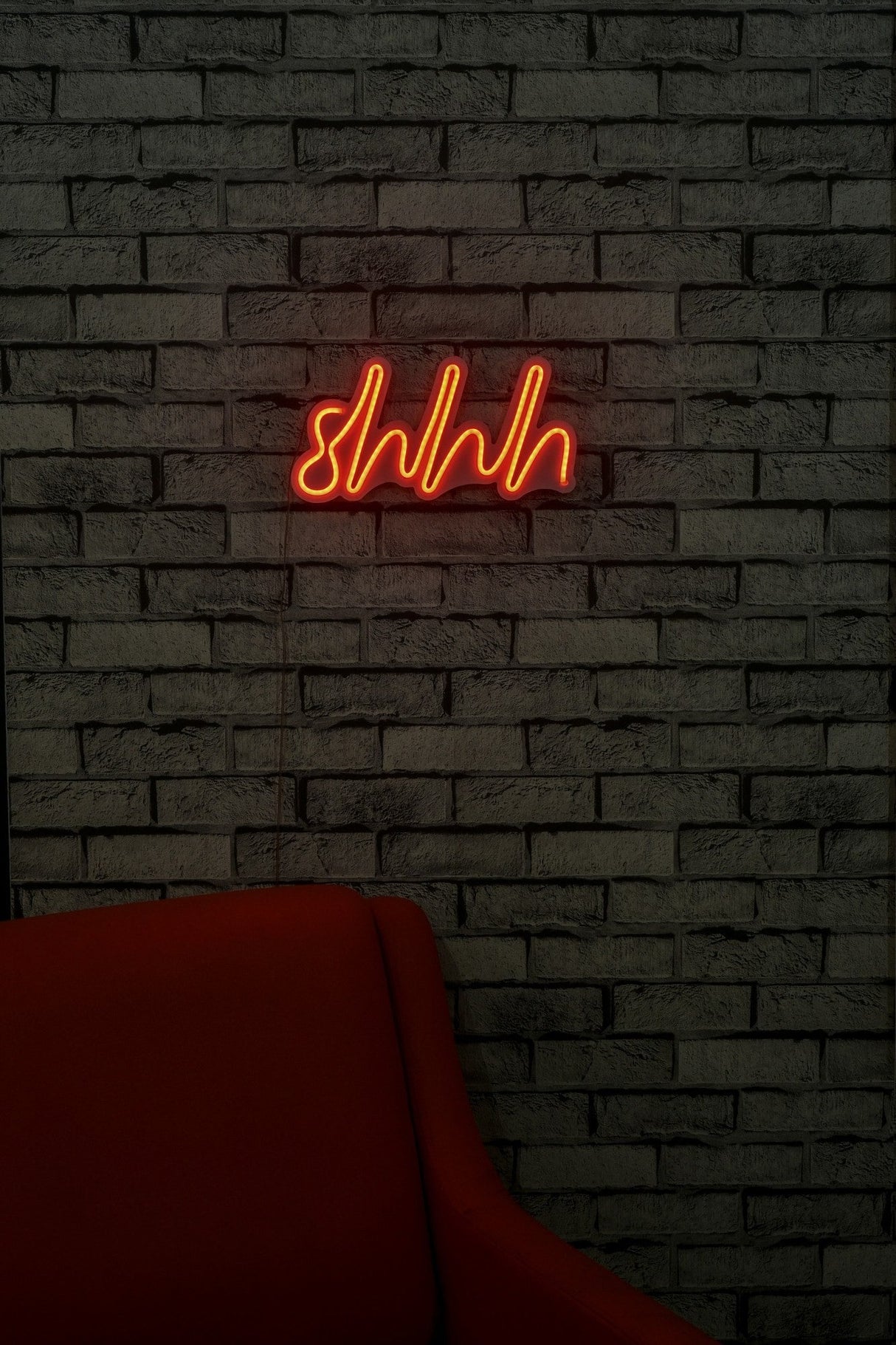 Lampă neon Shhh, Diverse culori, 34x17x2 cm - Roșu | SKU: 395NGR1723 | Lampă neon Shhh, 34x17x2 cm, varianta Roșu, produs pentru amenajarea locuinței, disponibil online în România la CasaMob