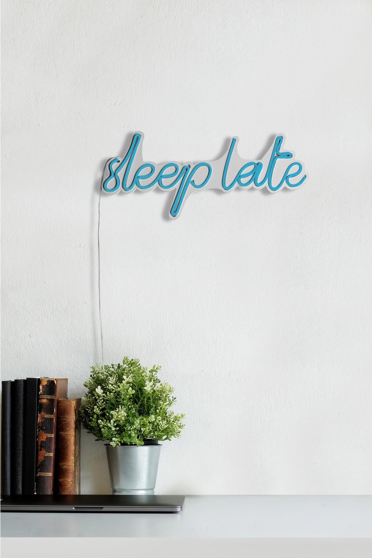 Lampă neon Sleep Late, Diverse culori, 46x20x2 cm - Albastru | SKU: 395NGR1729 | Lampă neon Sleep Late, 46x20x2 cm, varianta Albastru, produs pentru amenajarea locuinței, disponibil online în România la CasaMob