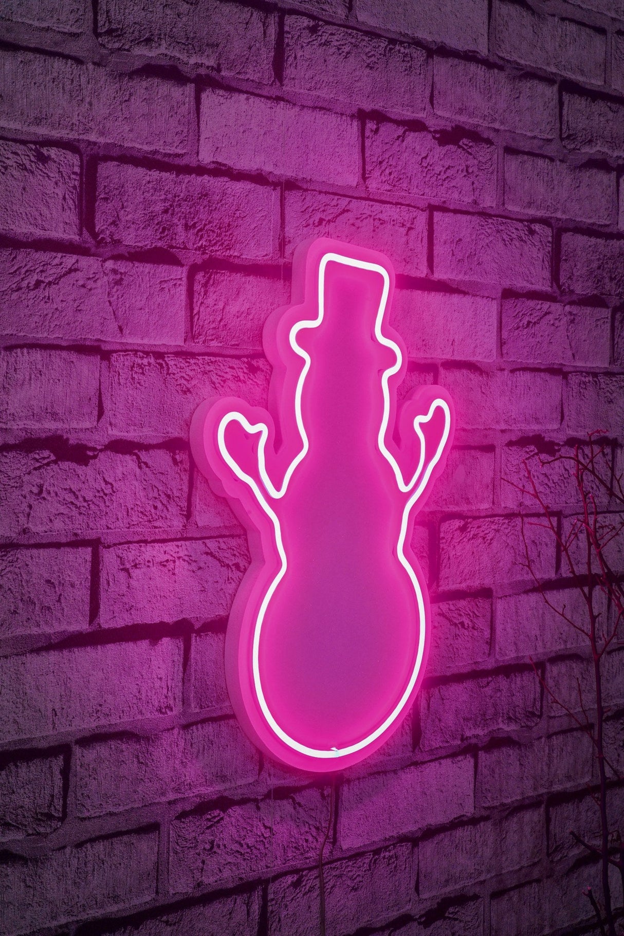 Lampă neon Snowman, Diverse culori, 18x35x2 cm - Roz | SKU: 395NGR1982 | Lampă neon Snowman, 18x35x2 cm, varianta Roz, produs pentru amenajarea locuinței, disponibil online în România la CasaMob