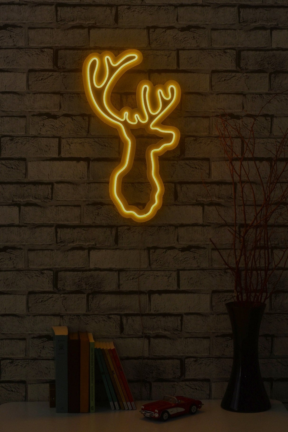 Lampă neon Deer, Diverse culori, 21x34x2 cm - Galben | SKU: 395NGR1986 | Lampă neon Deer, 21x34x2 cm, varianta Galben, produs pentru amenajarea locuinței, disponibil online în România la CasaMob