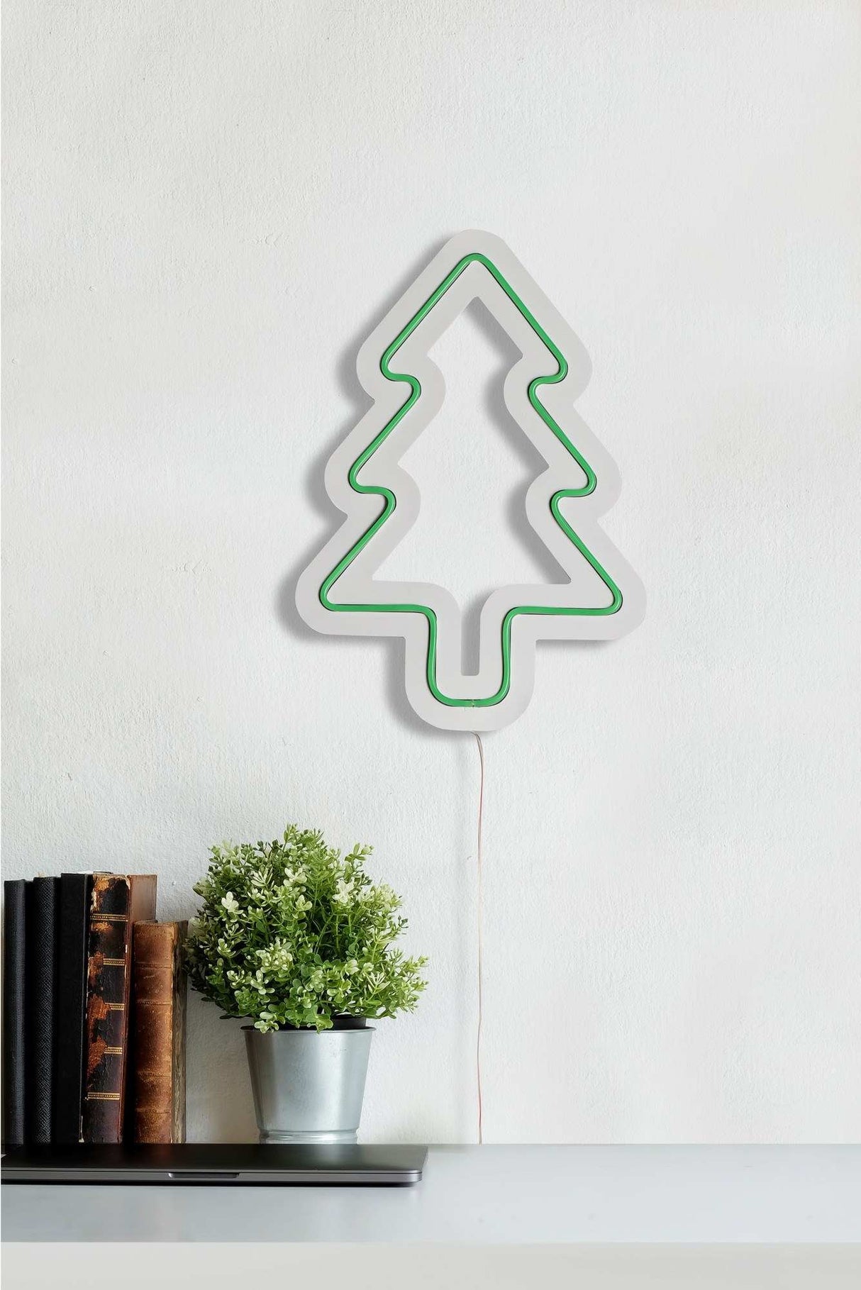 Lampă neon Christmas pin, Diverse culori, 21x30x2 cm - Verde | SKU: 395NGR1995 | Lampă neon Christmas pin, 21x30x2 cm, varianta Verde, produs pentru amenajarea locuinței, disponibil online în România la CasaMob
