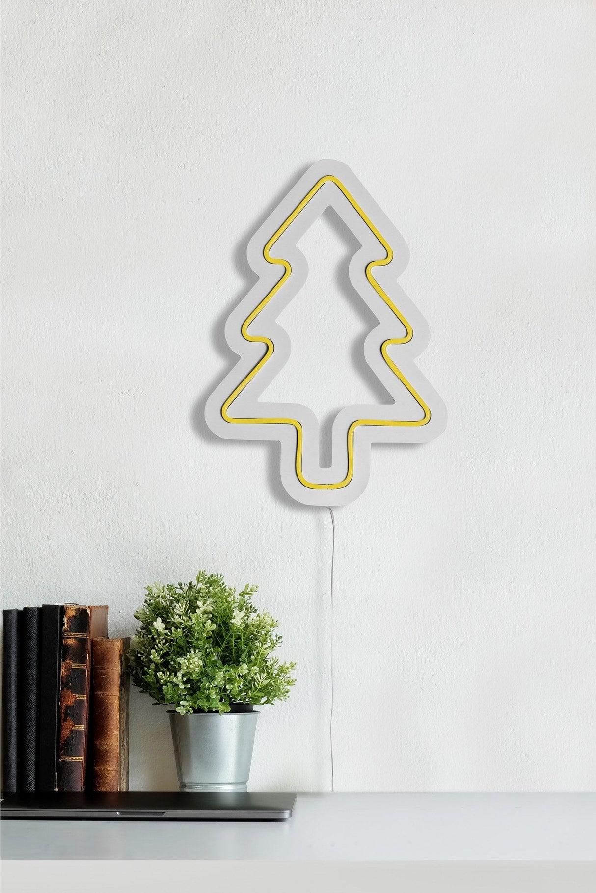 Lampă neon Christmas pin, Diverse culori, 21x30x2 cm - Galben | SKU: 395NGR1996 | Lampă neon Christmas pin, 21x30x2 cm, varianta Galben, produs pentru amenajarea locuinței, disponibil online în România la CasaMob