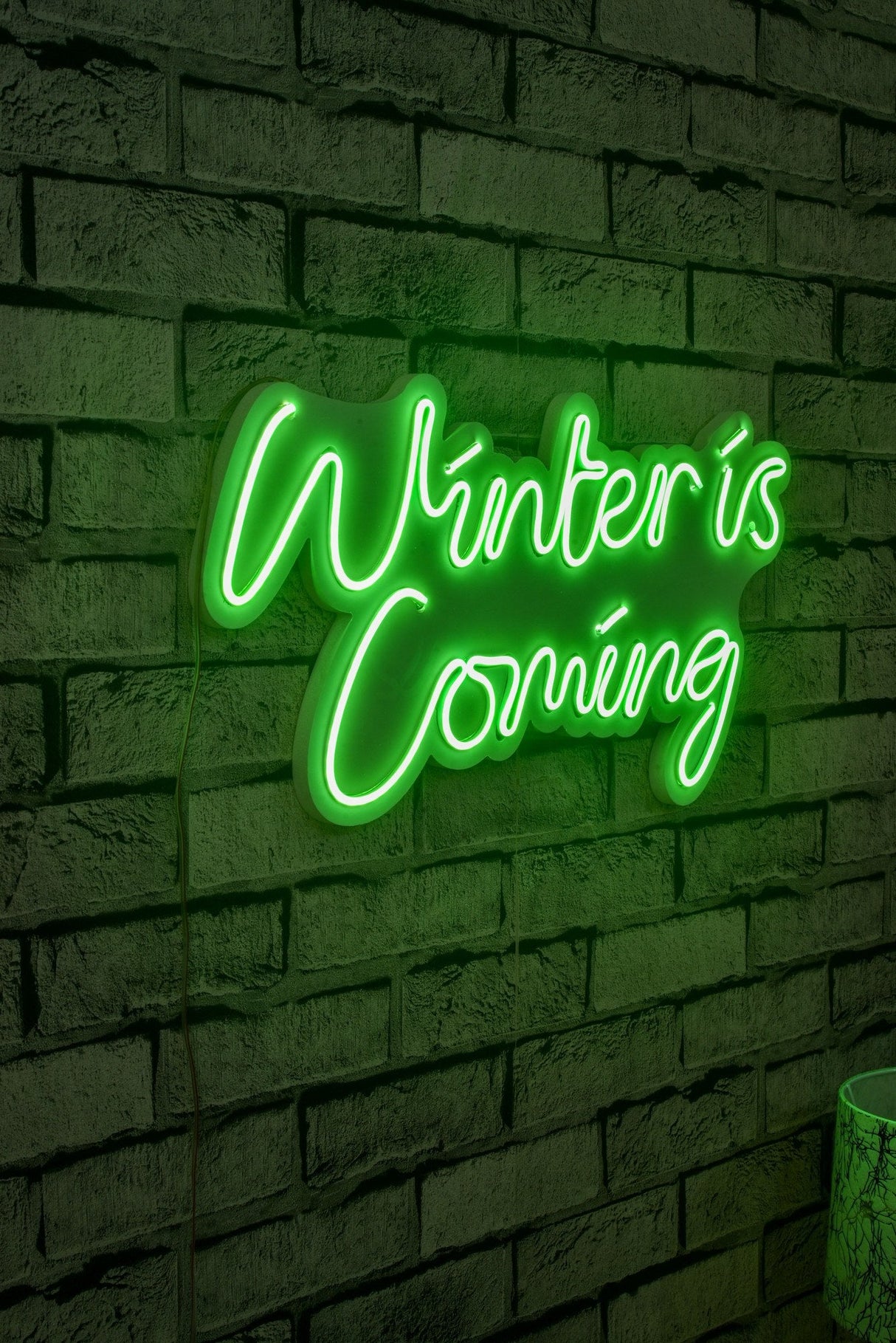 Lampă neon Winter is Coming, Diverse culori, 52x28x2 cm - Verde | SKU: 395NGR2098 | Lampă neon Winter is Coming, 52x28x2 cm, varianta Verde, produs pentru amenajarea locuinței, disponibil online în România la CasaMob