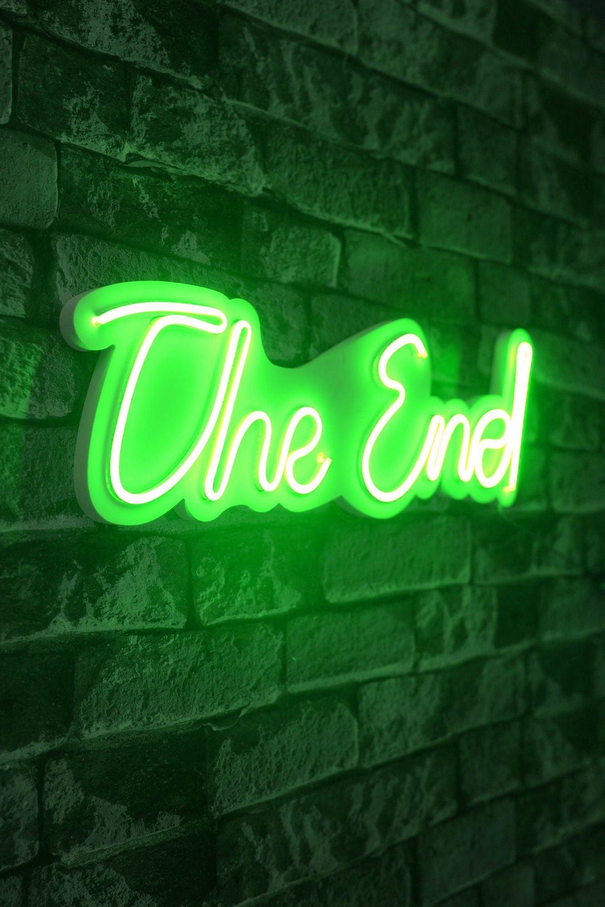 Lampă neon The End, Diverse culori, 16x50x2 cm - Verde | SKU: 395NGR2210 | Lampă neon The End, 16x50x2 cm, varianta Verde, produs pentru amenajarea locuinței, disponibil online în România la CasaMob