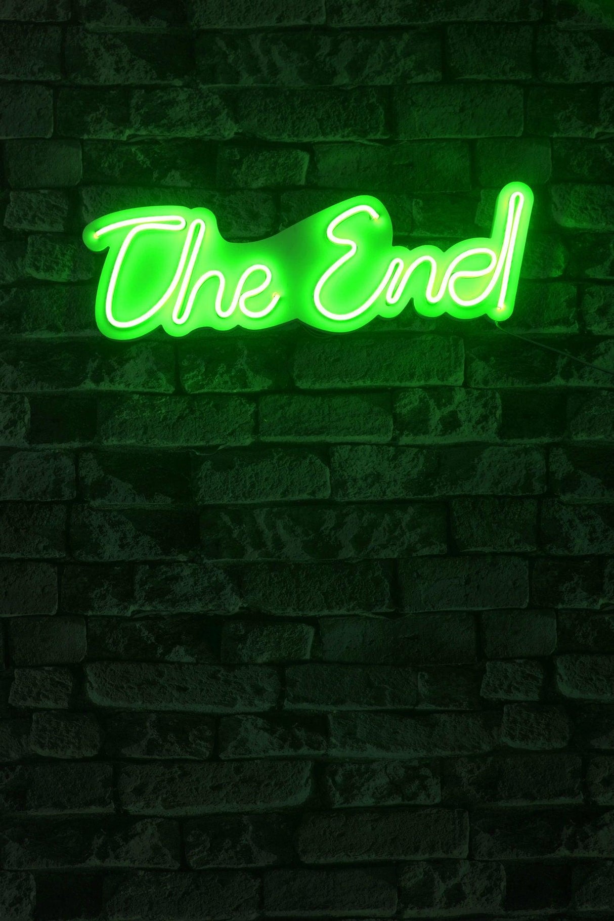 Lampă neon The End, Diverse culori, 16x50x2 cm - Verde | SKU: 395NGR2210 | Lampă neon The End, 16x50x2 cm, varianta Verde, produs pentru amenajarea locuinței, disponibil online în România la CasaMob