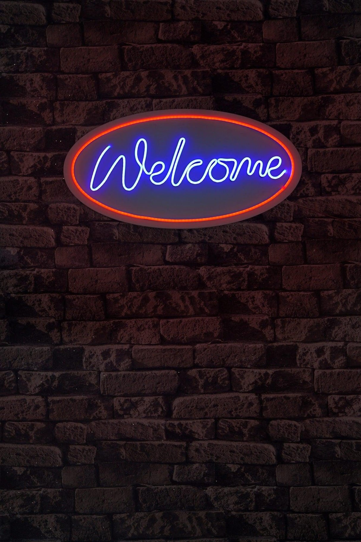 Lampă neon Welcome, Diverse culori, 29x58x2 cm - Roșu - Albastru | SKU: 395NGR2224 | Lampă neon Welcome, 29x58x2 cm, varianta Roșu - Albastru, produs pentru amenajarea locuinței, disponibil online în România la CasaMob