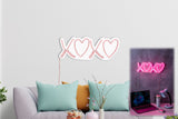 Lampă neon Tic Tac Toe XoXo, Diverse culori, 18x46x2 cm - Roz | SKU: 395NGR2228 | Lampă neon Tic Tac Toe XoXo, 18x46x2 cm, varianta Roz, produs pentru amenajarea locuinței, disponibil online în România la CasaMob