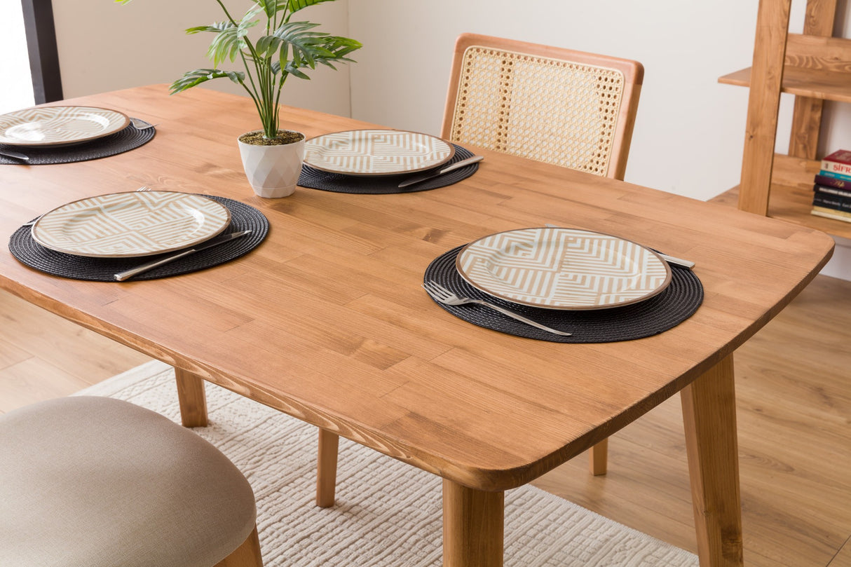 Masă dining BN - 02, Nuc