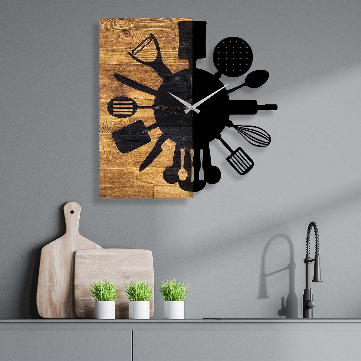 Ceas de perete decorativ din lemn Wooden Clock 32, Nuc, 3x58x60 cm