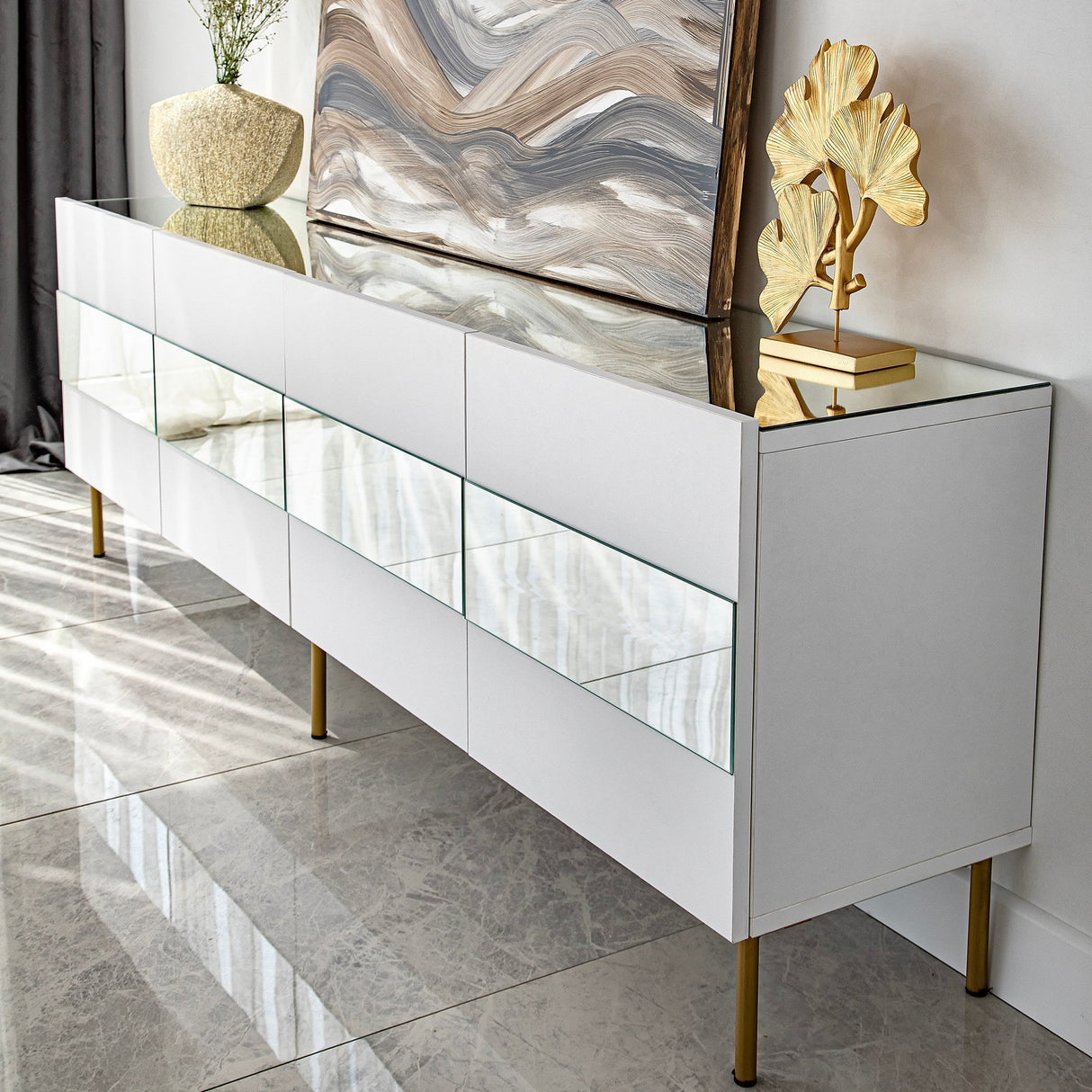 Comodă TV Leon, Diverse culori, 180x35x59 cm - Alb - Auriu | SKU: 552NOS1530 | Comodă TV Leon, 180x35x59 cm, varianta Alb - Auriu, produs pentru amenajarea locuinței, disponibil online în România la CasaMob