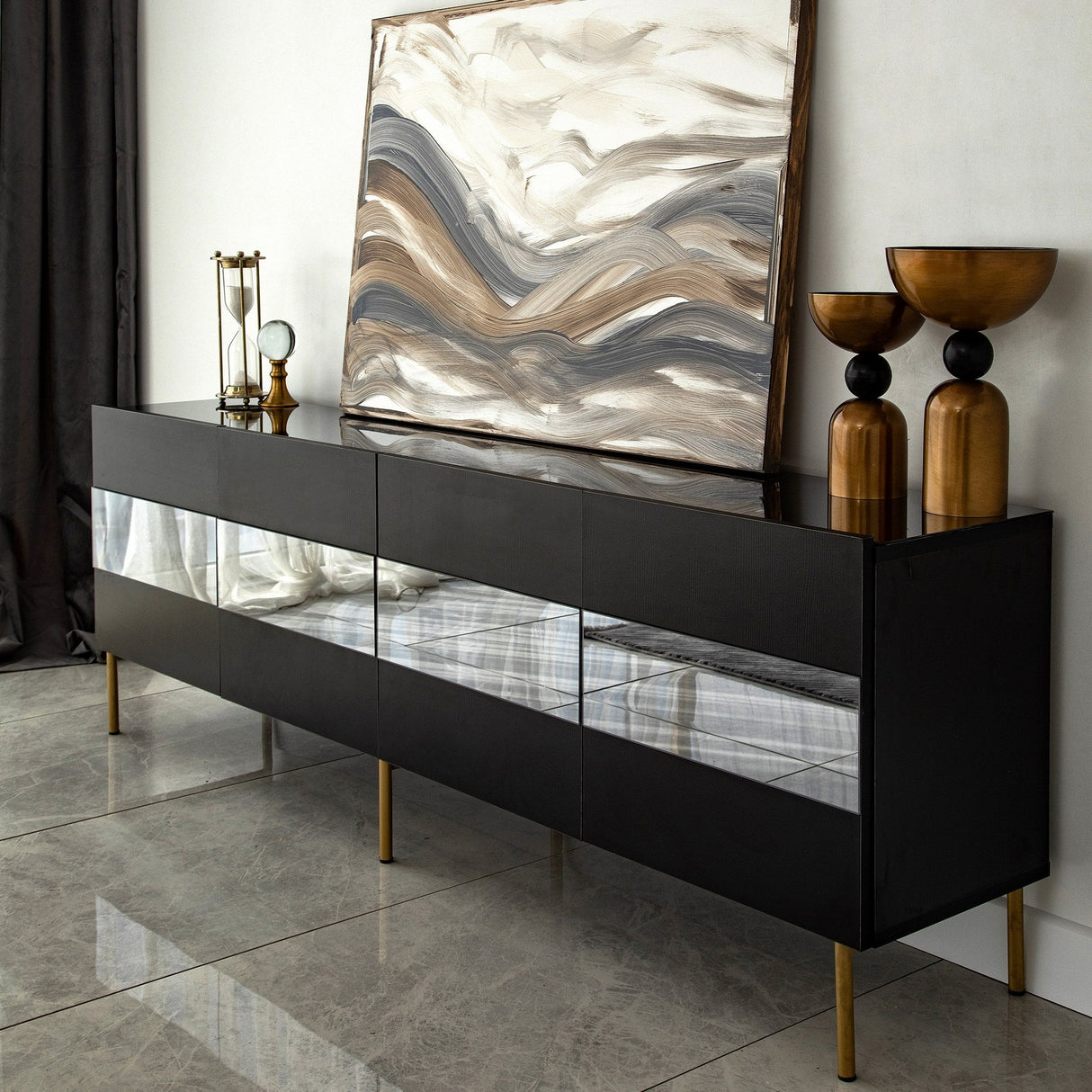 Comodă TV Leon, Diverse culori, 180x35x59 cm - Auriu - Fumuriu | SKU: 552NOS1529 | Comodă TV Leon, 180x35x59 cm, varianta Auriu - Fumuriu, produs pentru amenajarea locuinței, disponibil online în România la CasaMob