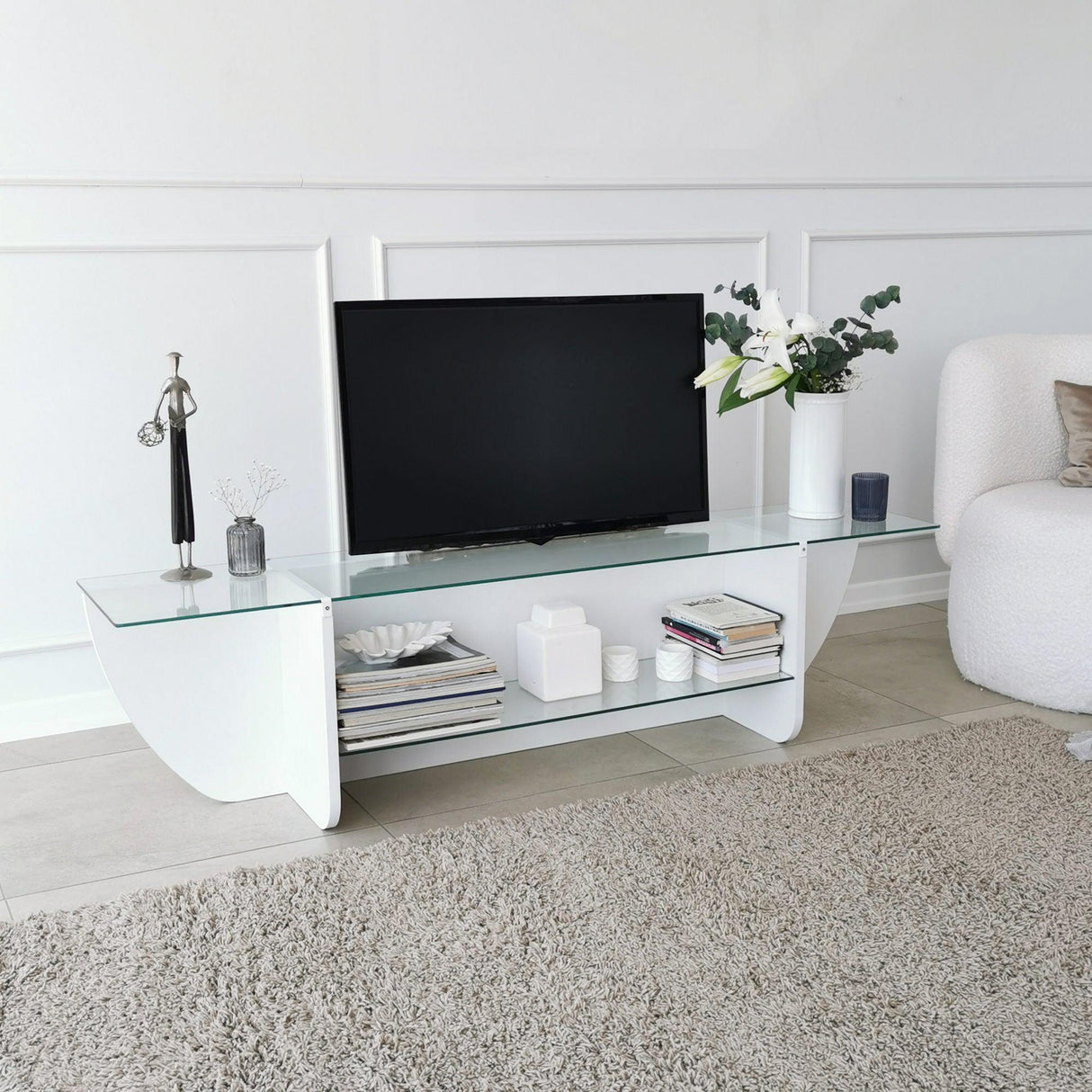 Comodă TV Lily TV, Diverse culori, 158x35x40 cm - Alb | SKU: 552NOS1603 | Comodă TV Lily TV, 158x35x40 cm, varianta Alb, produs pentru amenajarea locuinței, disponibil online în România la CasaMob