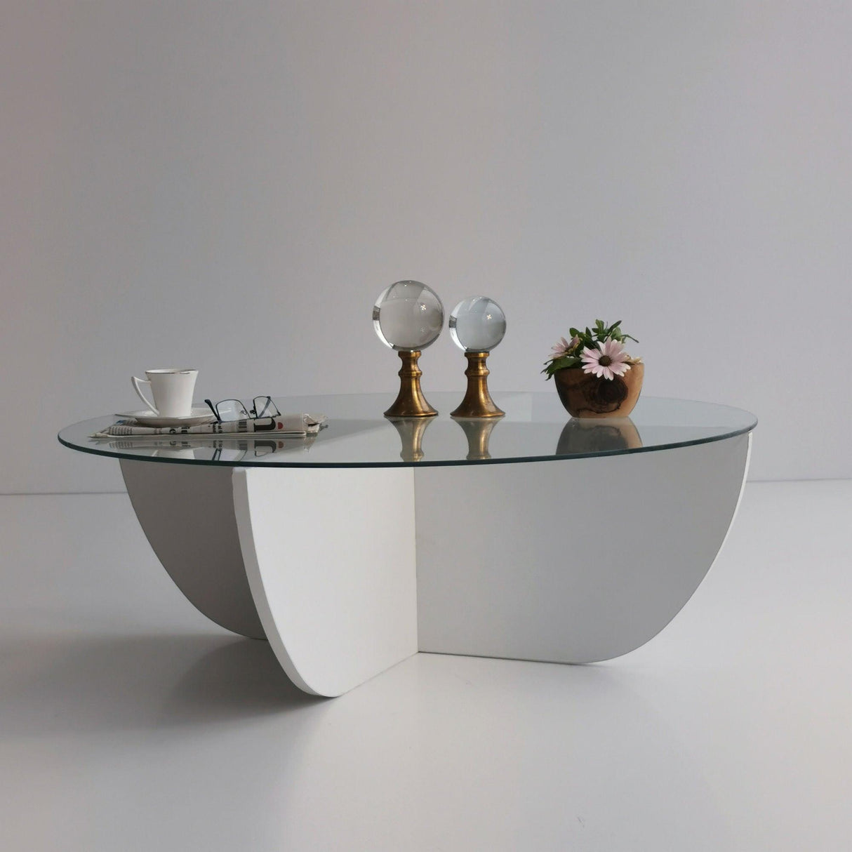 Măsuță de cafea Lily, Diverse culori, Diverse configurații, Diverse dimensiuni - Alb - 90x90x30 cm - Standard | SKU: 552NOS2237 | Măsuță de cafea Lily, varianta Alb - 90x90x30 cm - Standard, produs pentru amenajarea locuinței, disponibil online în România la CasaMob