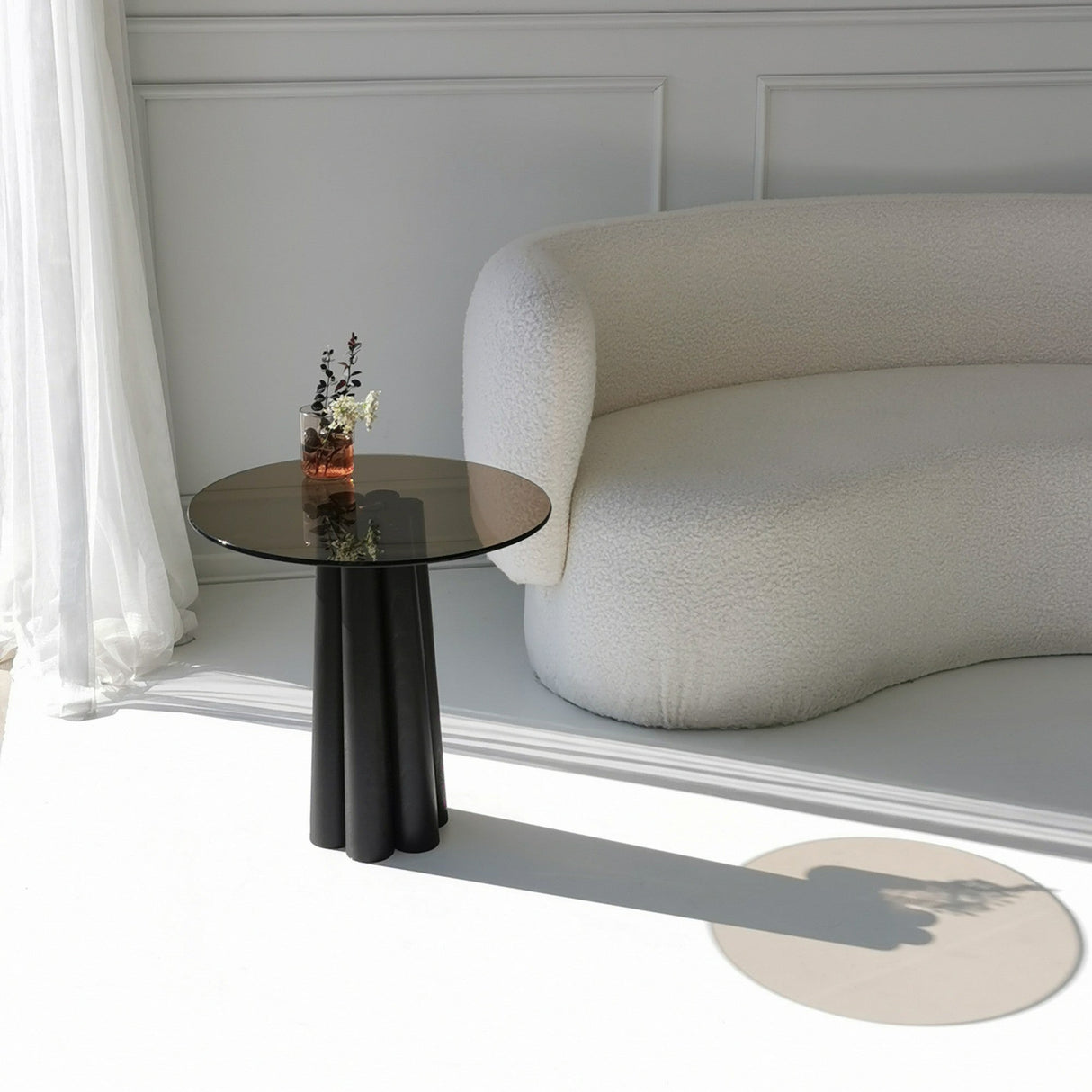 Măsuță de cafea Thales, Diverse culori, 50x50x50 cm - Negru - Bronz | SKU: 552NOS2397 | Măsuță de cafea Thales, 50x50x50 cm, varianta Negru - Bronz, produs pentru amenajarea locuinței, disponibil online în România la CasaMob