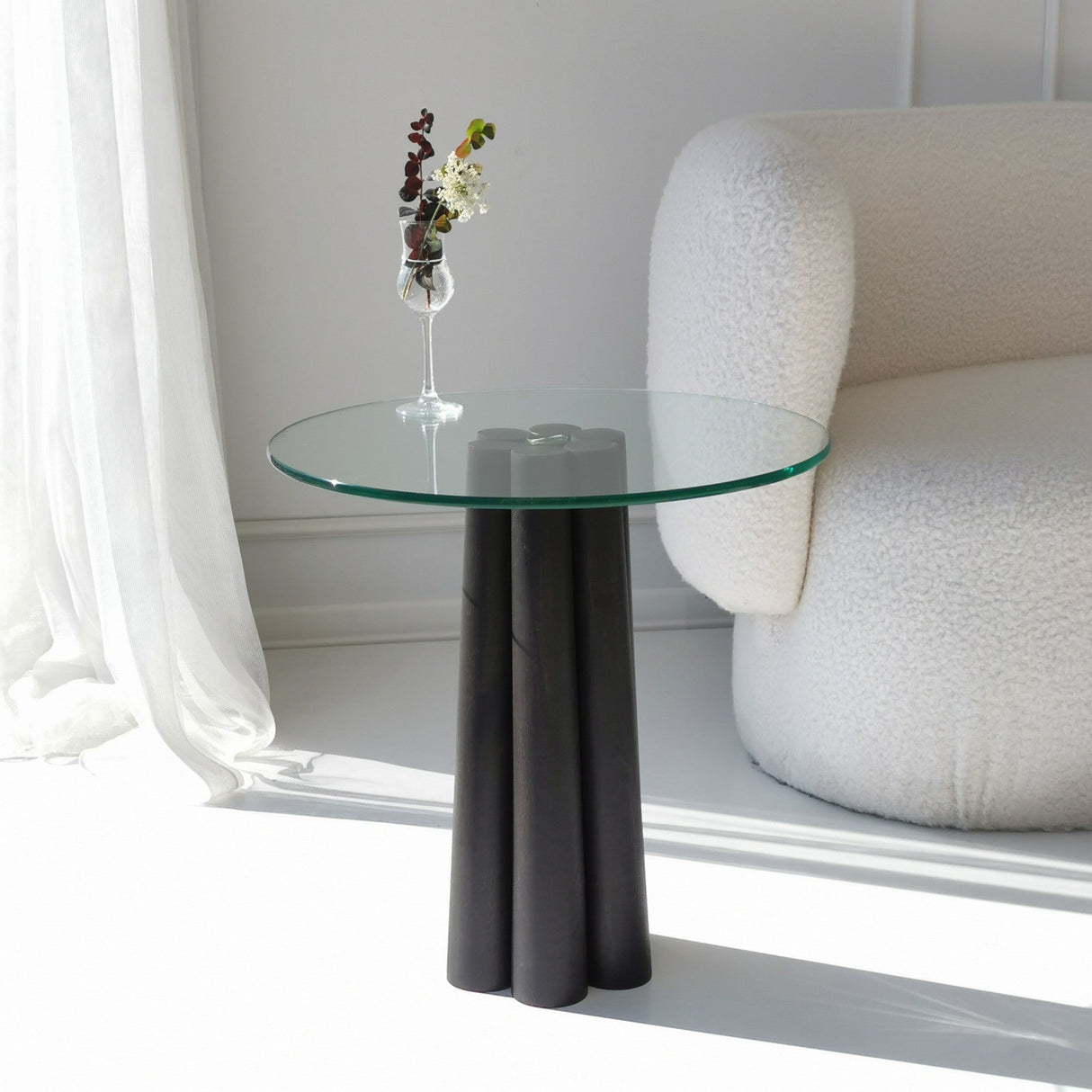 Măsuță de cafea Thales, Diverse culori, 50x50x50 cm - Transparent - Negru | SKU: 552NOS2401 | Măsuță de cafea Thales, 50x50x50 cm, varianta Transparent - Negru, produs pentru amenajarea locuinței, disponibil online în România la CasaMob