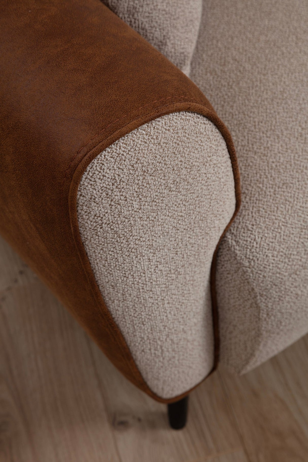 Canapea extensibilă Aren, Colț, Dreapta, Diverse culori, 260x150 cm - Bej - Scorțișoară | SKU: 560ARE2234 | Canapea extensibilă Aren, Colț, Dreapta, 260x150 cm, varianta Bej - Scorțișoară, produs pentru amenajarea locuinței, disponibil online în România la CasaMob