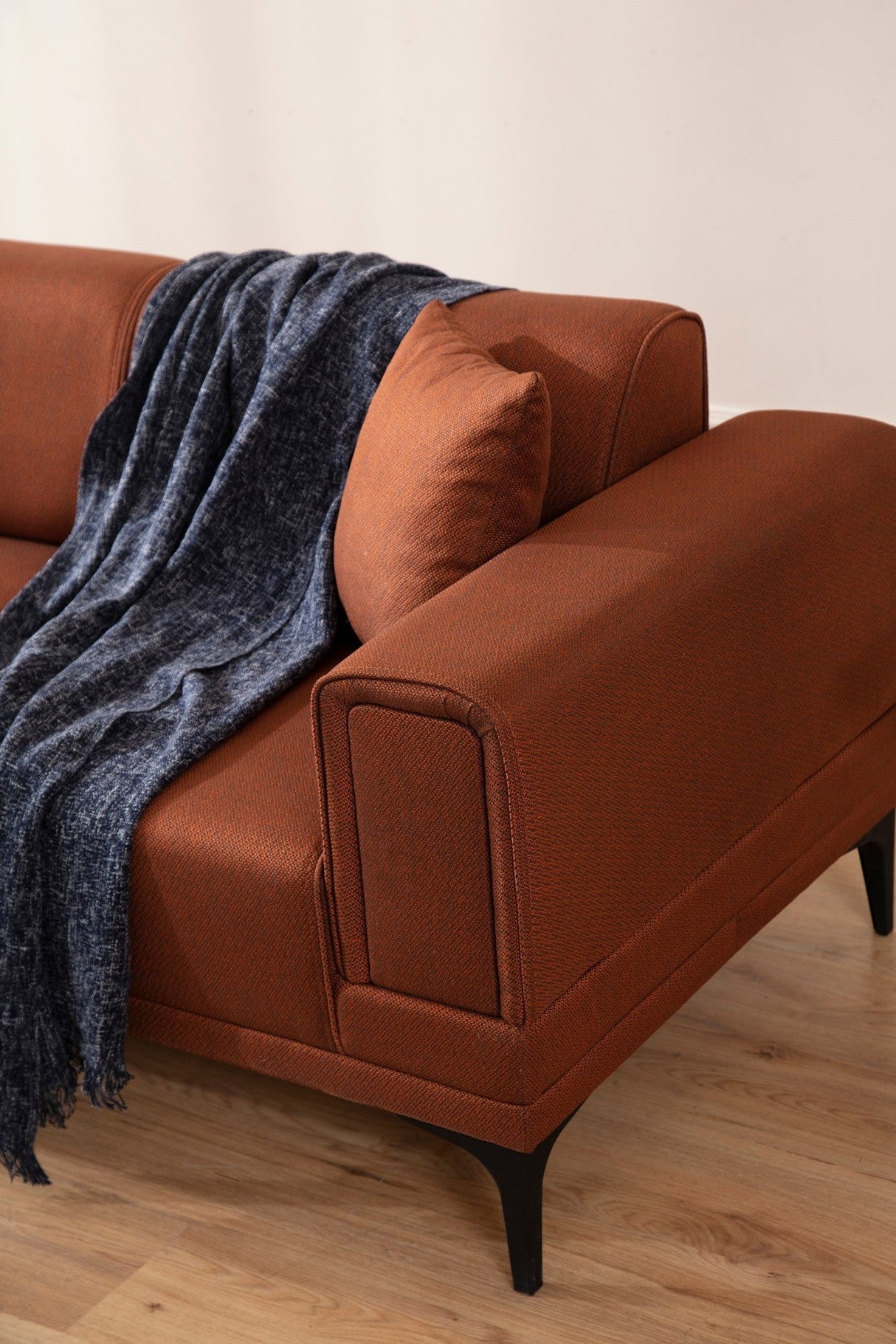 Canapea extensibilă Horizon, Colț, Stânga, Diverse culori, 250x140 cm - Roșu cărămiziu | SKU: 560ARE2271 | Canapea extensibilă Horizon, Colț, Stânga, 250x140 cm, varianta Roșu cărămiziu, produs pentru amenajarea locuinței, disponibil online în România la CasaMob