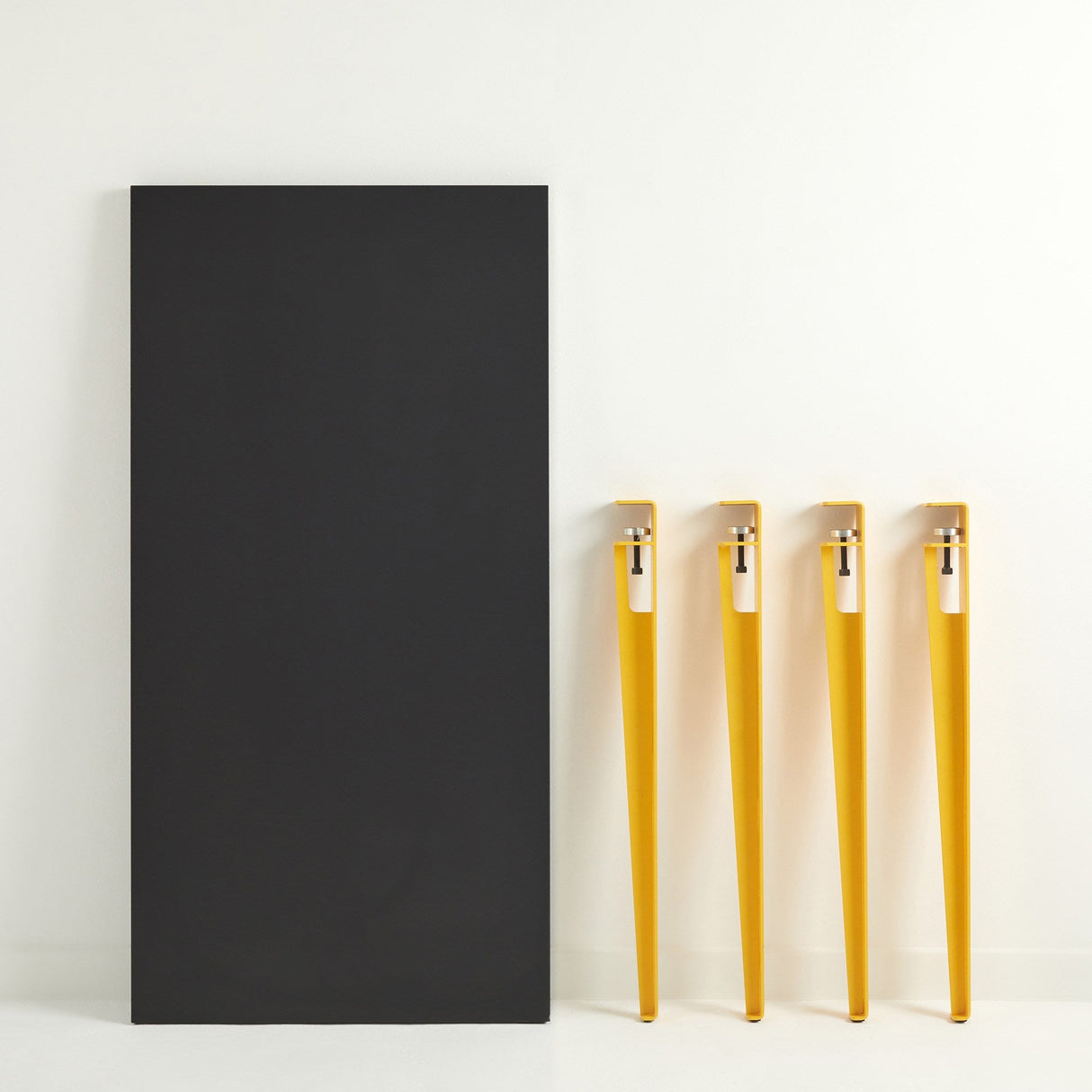 Birou Eridanos, Diverse culori, 120x60x75 cm - Antracit - Galben | SKU: 631LGG1148 | Birou Eridanos, 120x60x75 cm, varianta Antracit - Galben, produs pentru amenajarea locuinței, disponibil online în România la CasaMob
