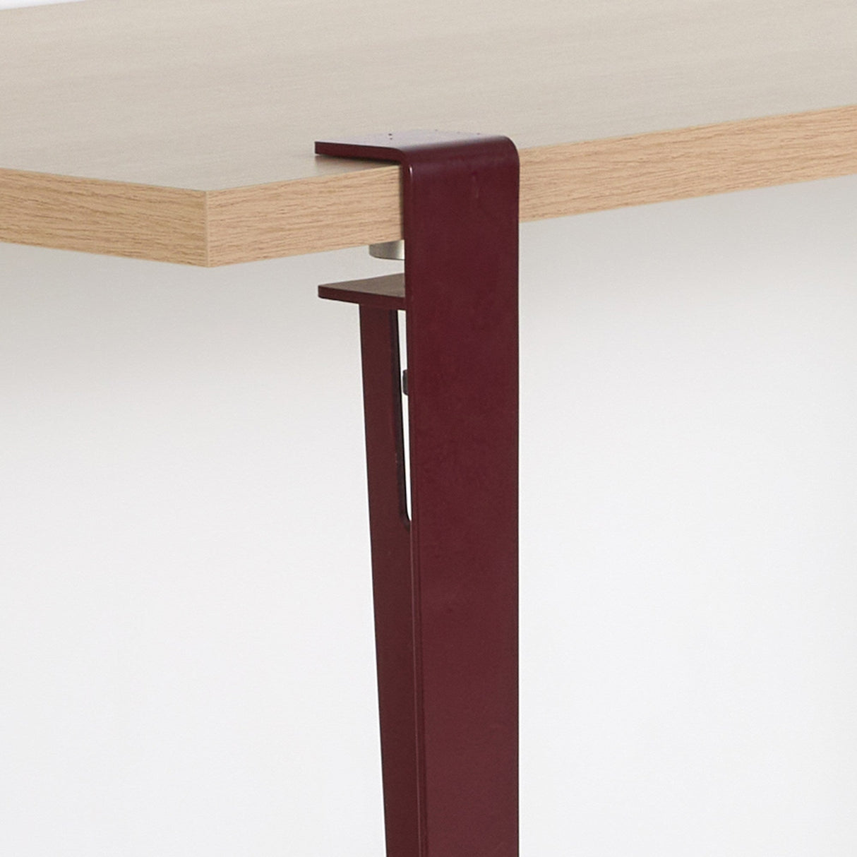 Birou Eridanos, Diverse culori, 120x60x75 cm - Lemn - Burgundy | SKU: 631LGG1160 | Birou Eridanos, 120x60x75 cm, varianta Lemn - Burgundy, produs pentru amenajarea locuinței, disponibil online în România la CasaMob