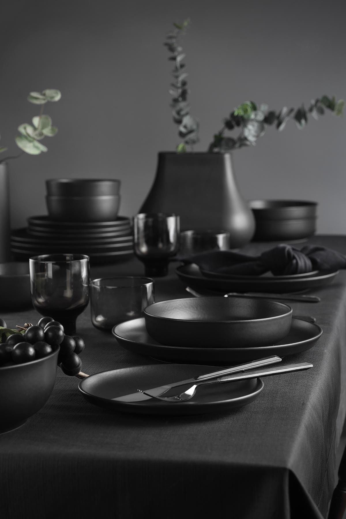 Serviciu de masă 16 bucăți CRT16YS740170, Matte black, 27x27x3 cm