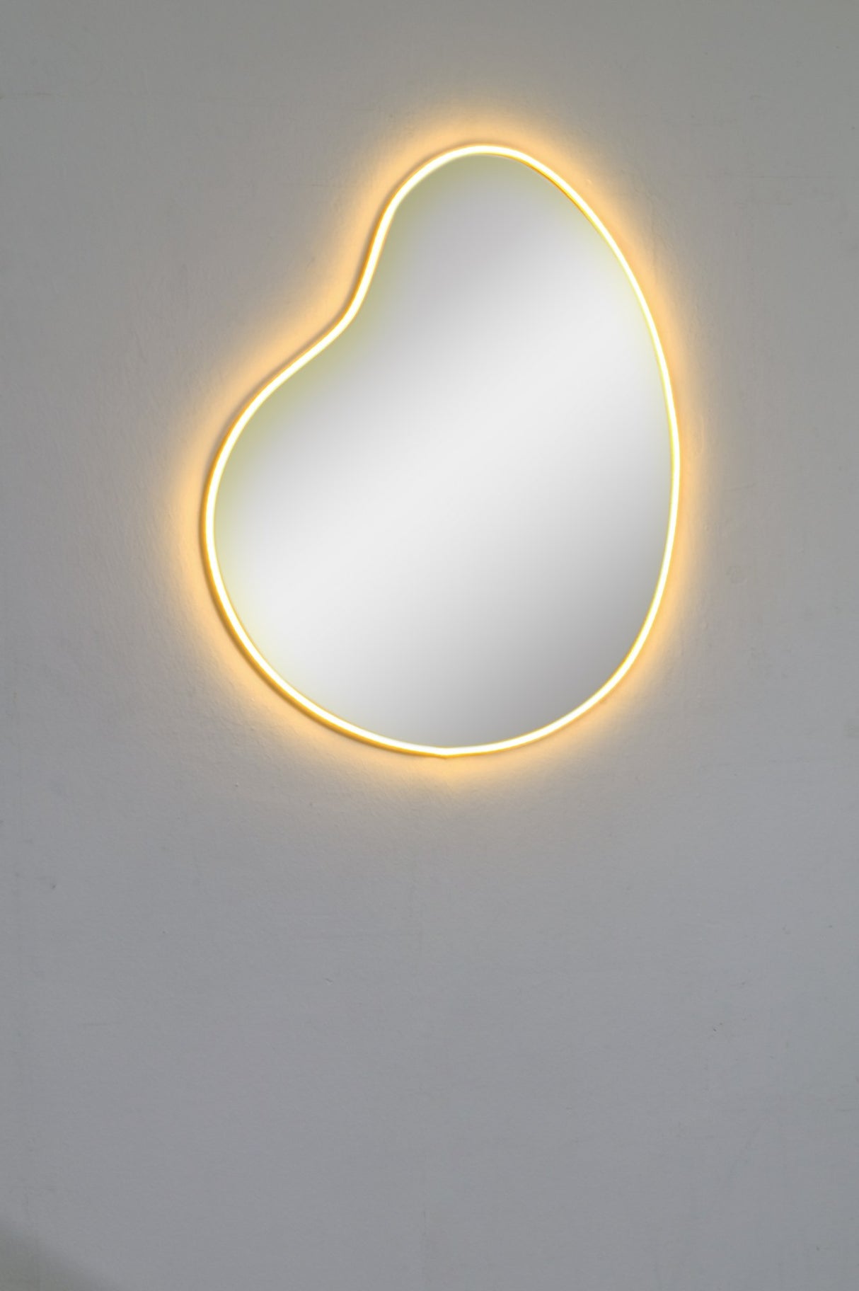 Oglindă decorativă cu LED Glenia, Diverse culori, 50x60 cm - Oglindă decorativă cu LED Glenia, Diverse culori, 50x60 cm, SKU 782MRL1114, imagine 2