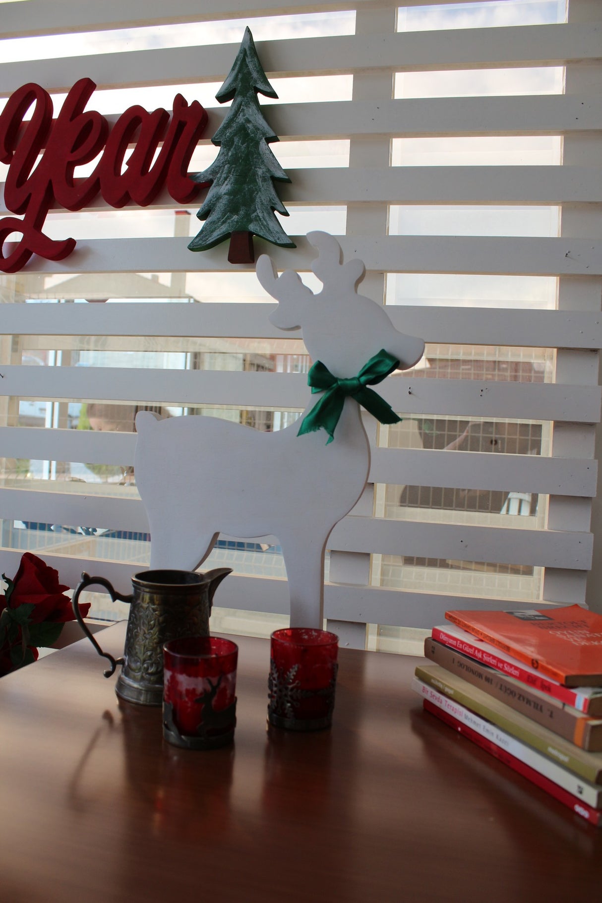 Decorațiune de perete din lemn White Deer 2, Alb, 40x28x2 cm