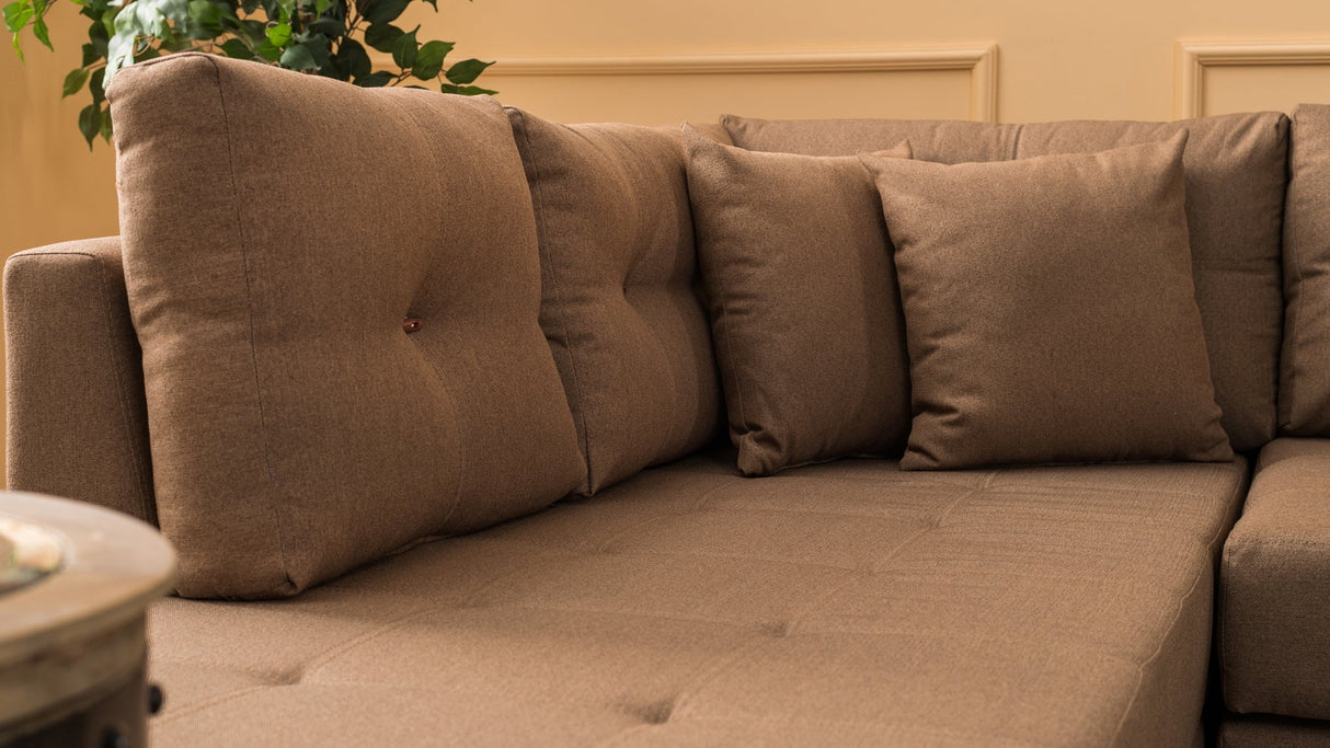 Canapea extensibilă de colț Manama, Stânga, Diverse culori, 280x206x85 cm - Maro | SKU: 825BLC1184 | Canapea extensibilă de colț Manama, Stânga, 280x206x85 cm, varianta Maro, produs pentru amenajarea locuinței, disponibil online în România la CasaMob