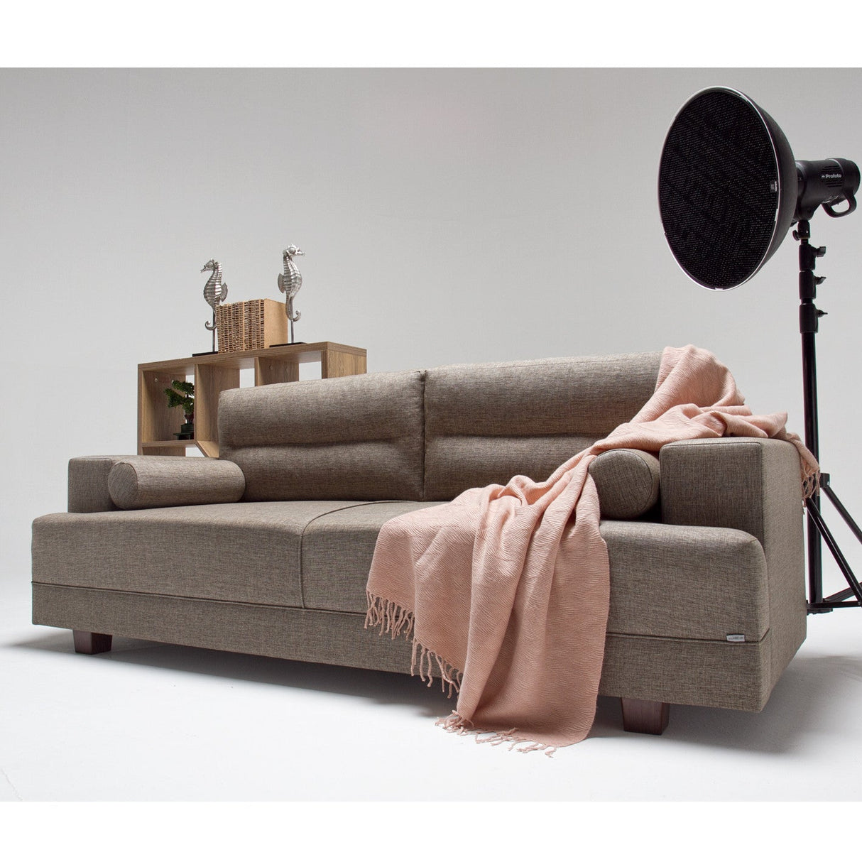 Canapea fixă Oslo, Diverse culori, Diverse configurații, 210x78x85 cm - Maro - 3 locuri | SKU: 825BLC1191 | Canapea fixă Oslo, 210x78x85 cm, varianta Maro - 3 locuri, produs pentru amenajarea locuinței, disponibil online în România la CasaMob