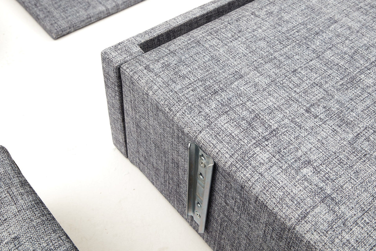 Canapea fixă Step, Diverse culori, Diverse configurații, Diverse dimensiuni - Gri - 211x83x86 cm - 3 locuri | SKU: 825BLC2849 | Canapea fixă Step, varianta Gri - 211x83x86 cm - 3 locuri, produs pentru amenajarea locuinței, disponibil online în România la CasaMob