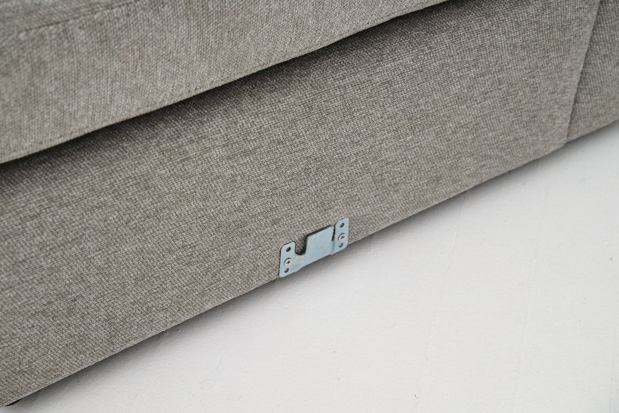 Canapea fixă 2 locuri Mottona 2-Seat, Diverse culori, 90x90x84 cm - Gri deschis | SKU: 825BLC2878 | Canapea fixă 2 locuri Mottona 2-Seat, 90x90x84 cm, varianta Gri deschis, produs pentru amenajarea locuinței, disponibil online în România la CasaMob