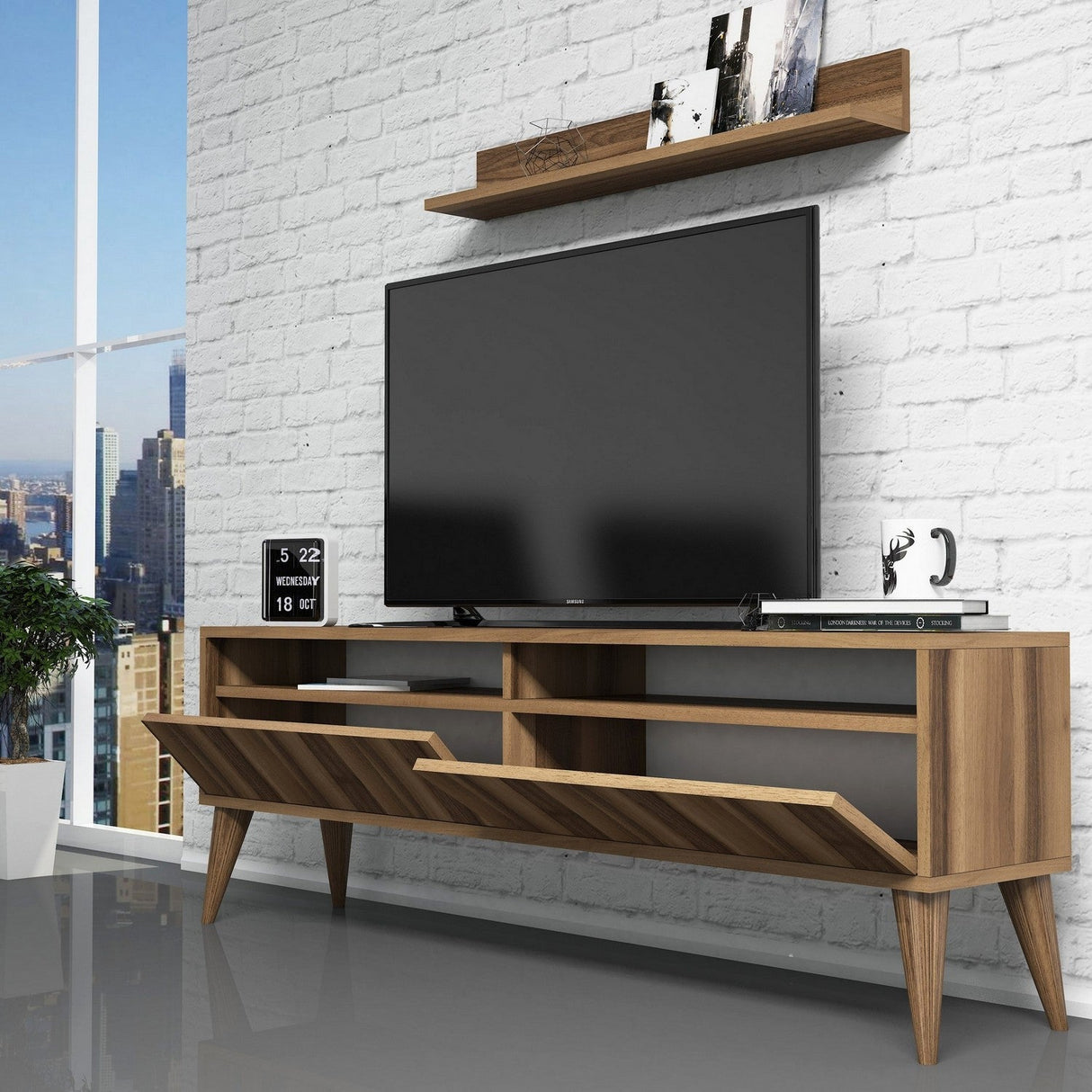 Comodă TV Best, Diverse culori, 150x30x50 cm - Nuc | SKU: 845HCT3085 | Comodă TV Best, 150x30x50 cm, varianta Nuc, produs pentru amenajarea locuinței, disponibil online în România la CasaMob
