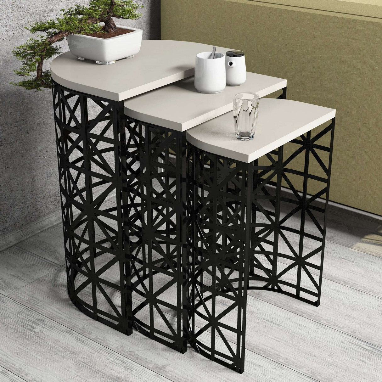 Măsuță de cafea Stil Metal Ferforje, Diverse culori, Diverse configurații, Diverse dimensiuni - Crem - Negru - 46x33x62 cm - 3 bucăți | SKU: 845HCT5234 | Măsuță de cafea Stil Metal Ferforje, varianta Crem - Negru - 46x33x62 cm - 3 bucăți, produs pentru amenajarea locuinței, disponibil online în România la CasaMob