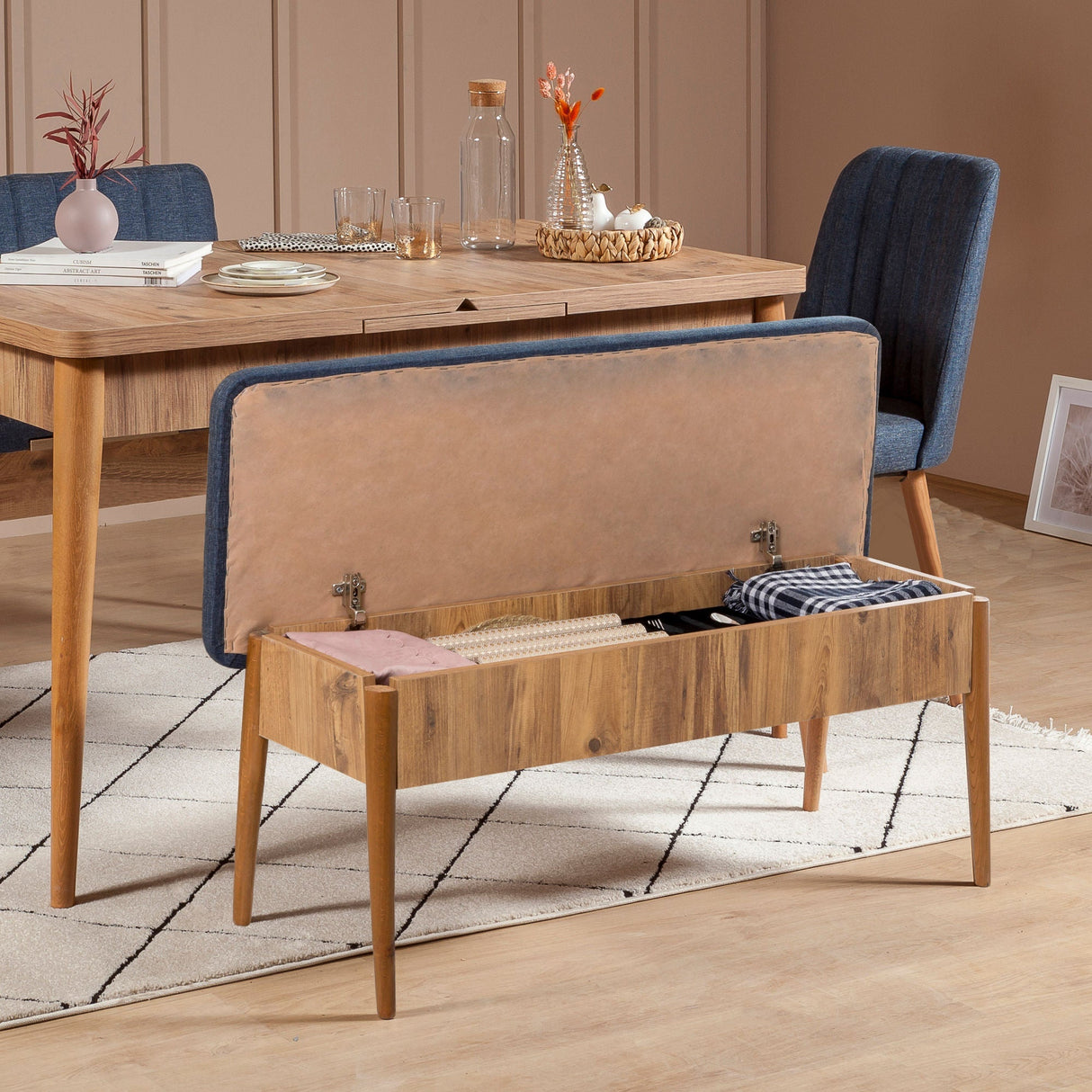 Masă extensibilă cu scaune 4 bucăți Vina 1048, Diverse culori, Diverse dimensiuni - Pin atlantic - Albastru închis - 130x80x77 cm | SKU: 869VEL5110 | Masă extensibilă cu scaune 4 bucăți Vina 1048, varianta Pin atlantic - Albastru închis - 130x80x77 cm, produs pentru amenajarea locuinței, disponibil online în România la CasaMob