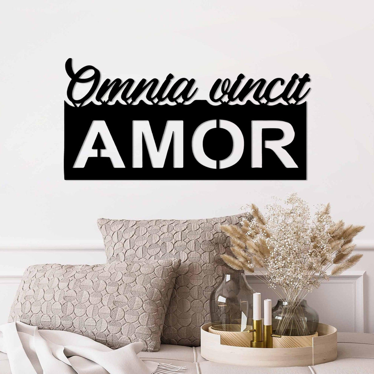 Decoratiune de perete Metal Omnia Vincit Amor 1, Negru, 60x30 cm