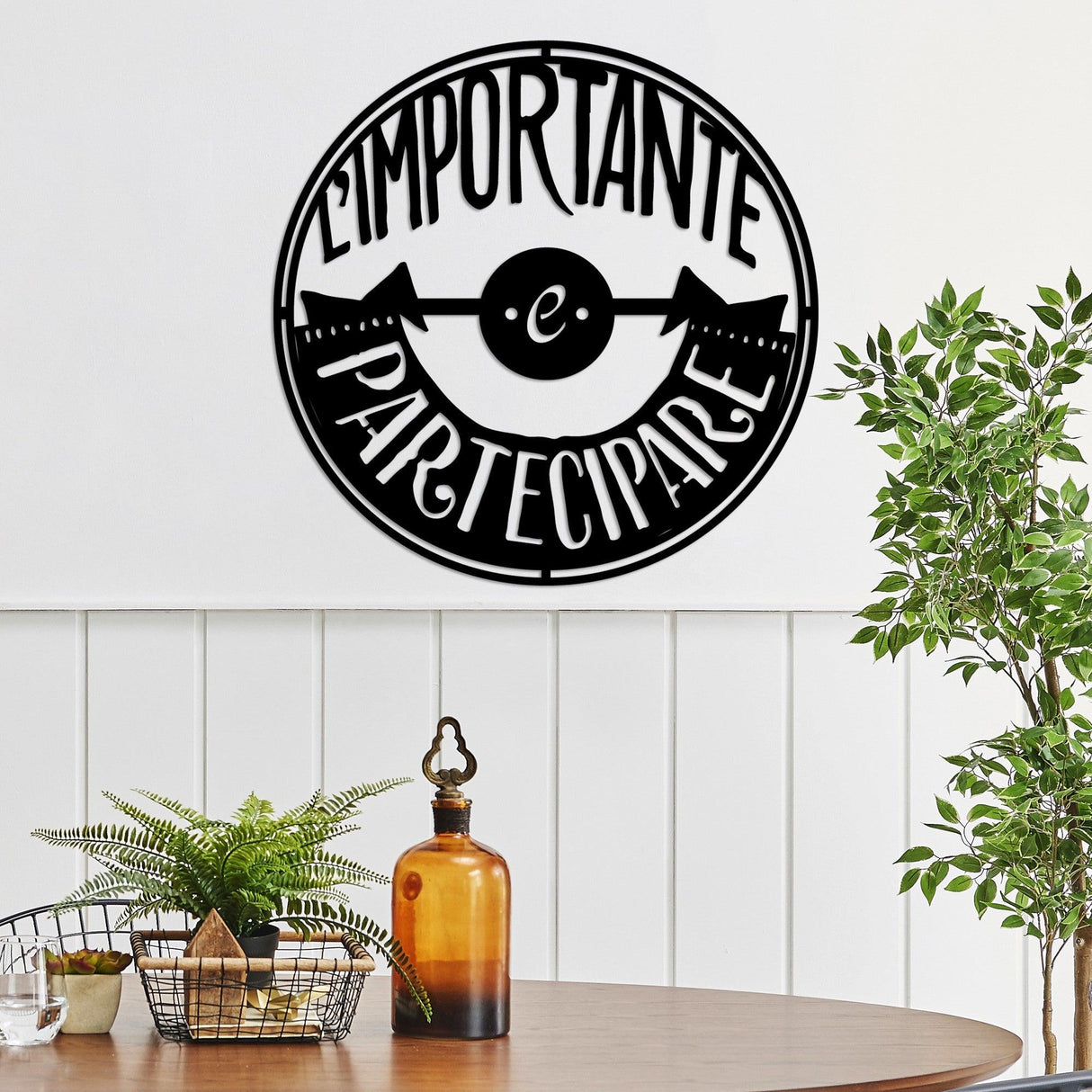 Decoratiune de perete Metal Limportante Partecipare 1, Negru, 56x56 cm